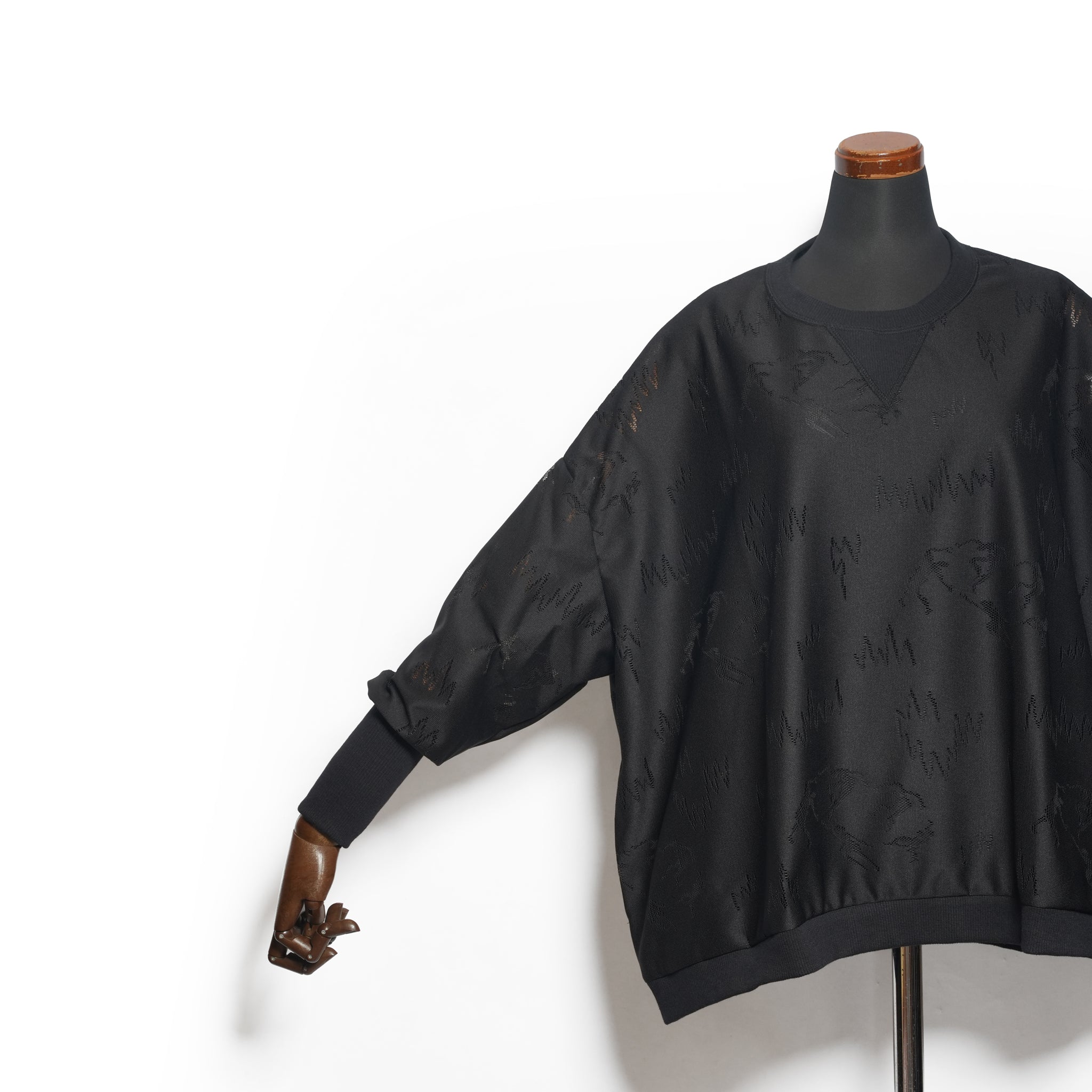 Dancing Lace Pullover– Black | BEDSIDEDRAMA