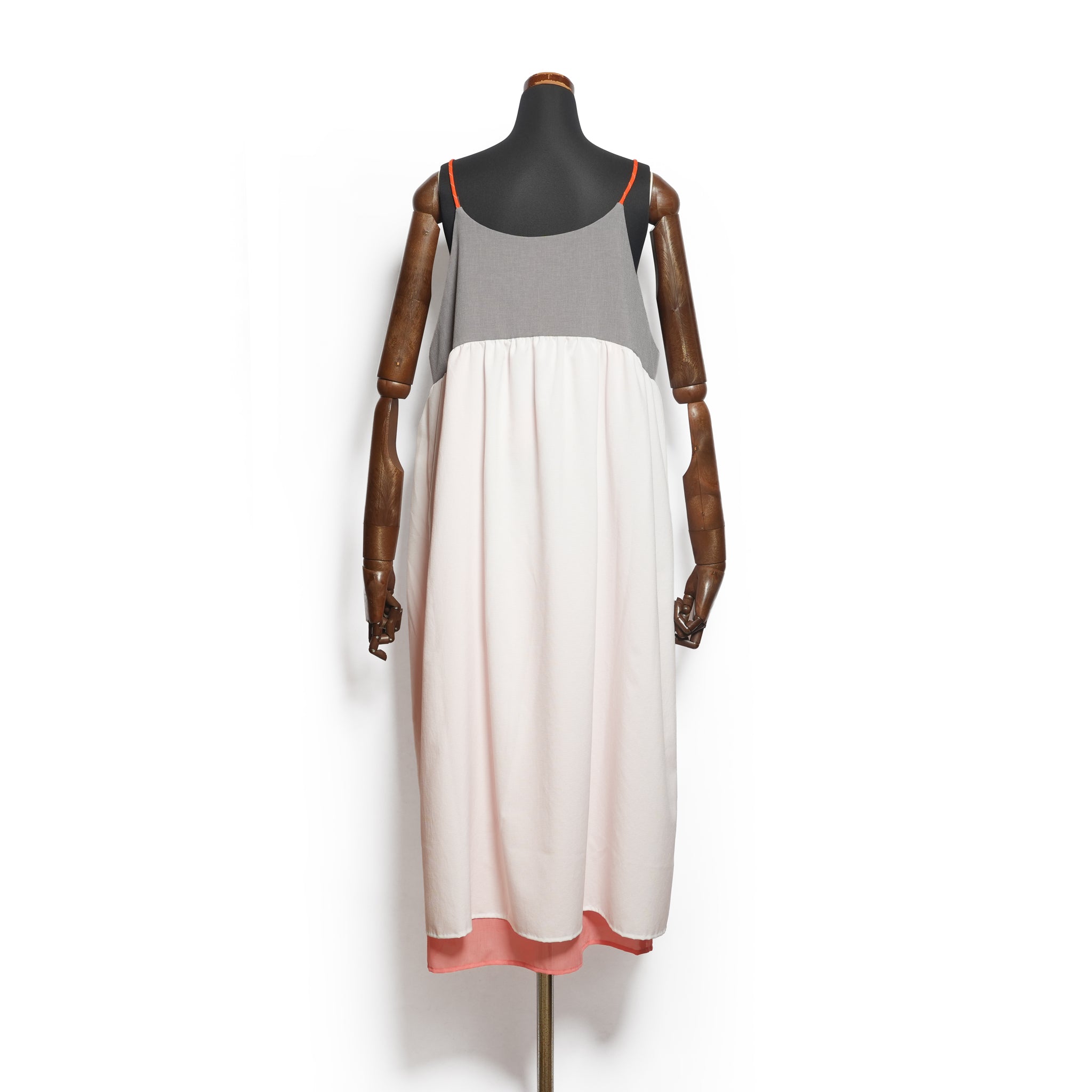 MELTING COLOR ONE-PIECE– White | STOF