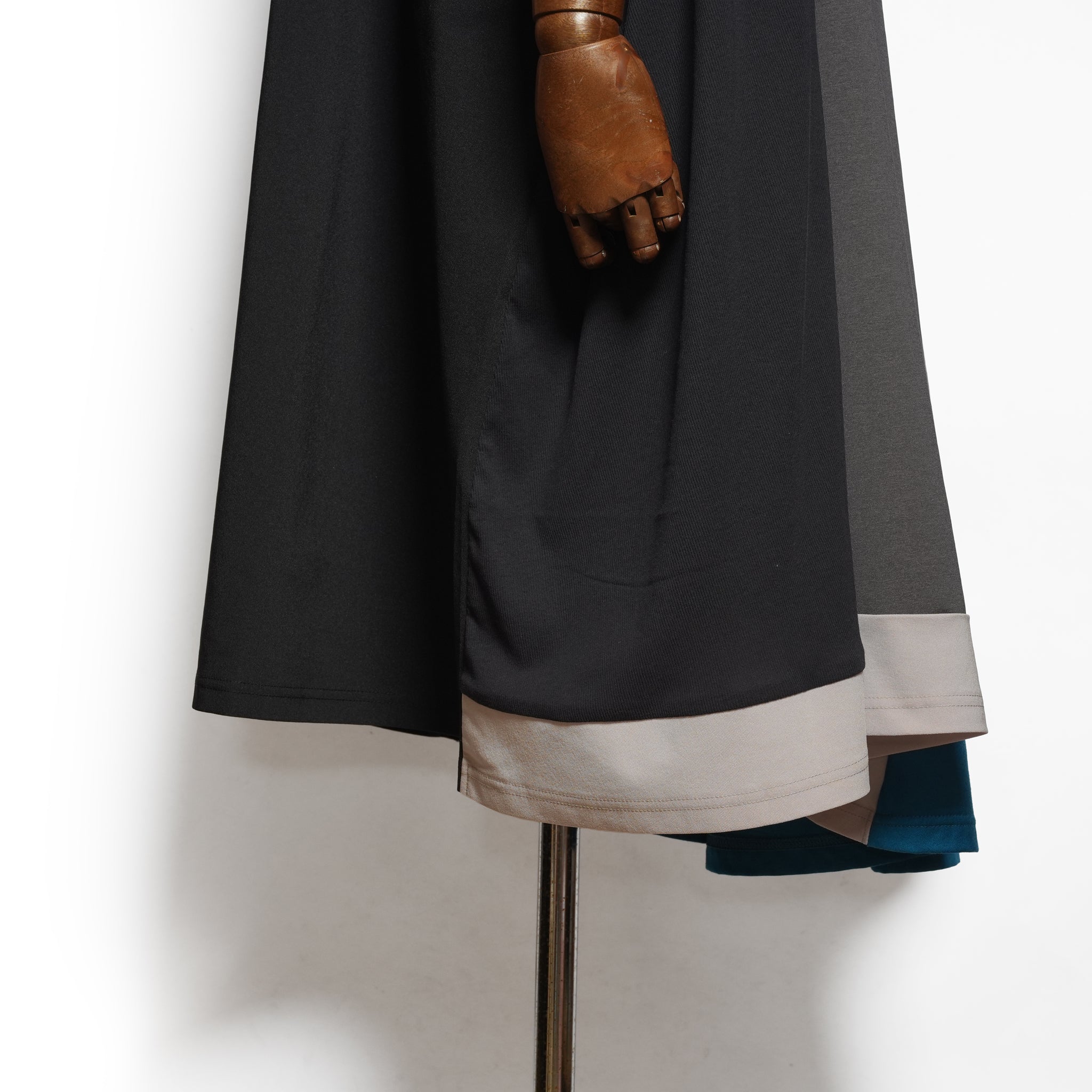Draped Maxi Tee Dress– Black | BEDSIDEDRAMA