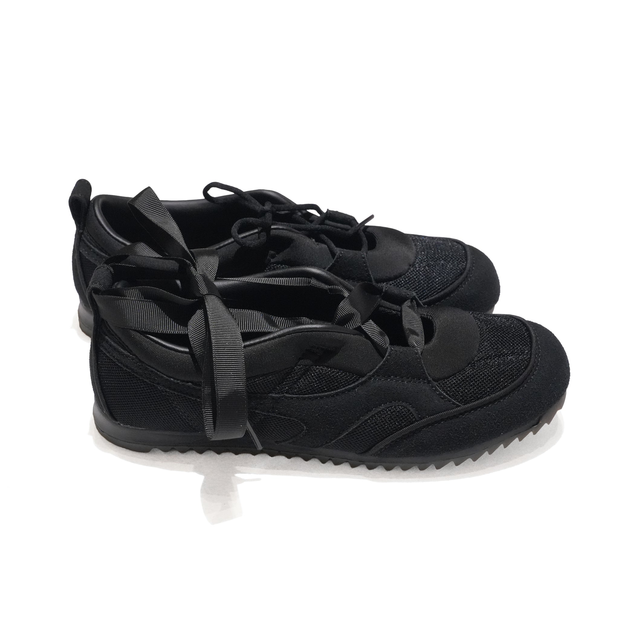 JG BALLET – Black / Silver | SKOOLER | MOONSTAR