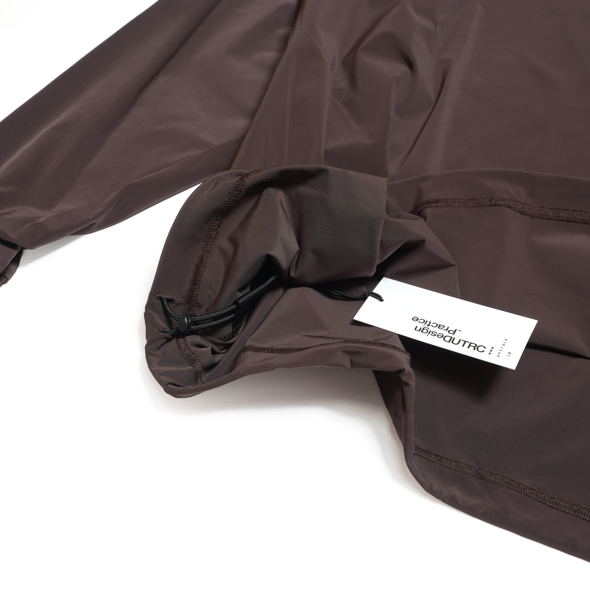_301 – Dark Brown | UNTRACE