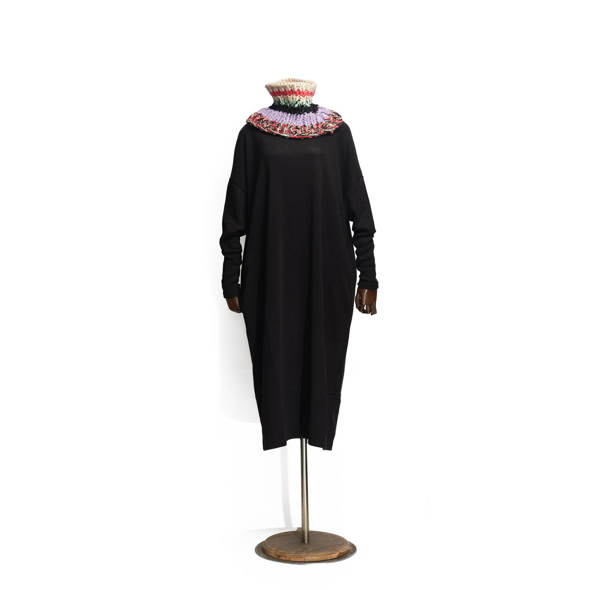 Neck Walmer Onepiece – Black | BEDSIDEDRAMA