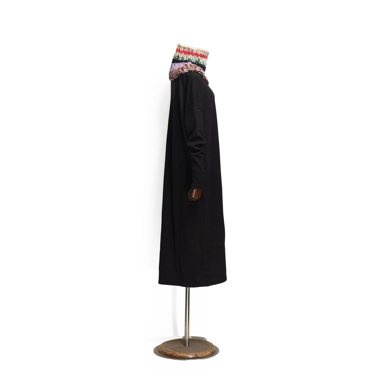 Neck Walmer Onepiece – Black | BEDSIDEDRAMA