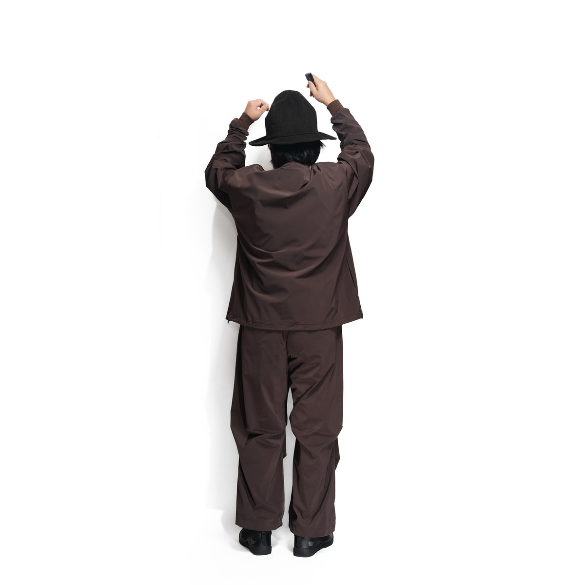 _301 – Dark Brown | UNTRACE