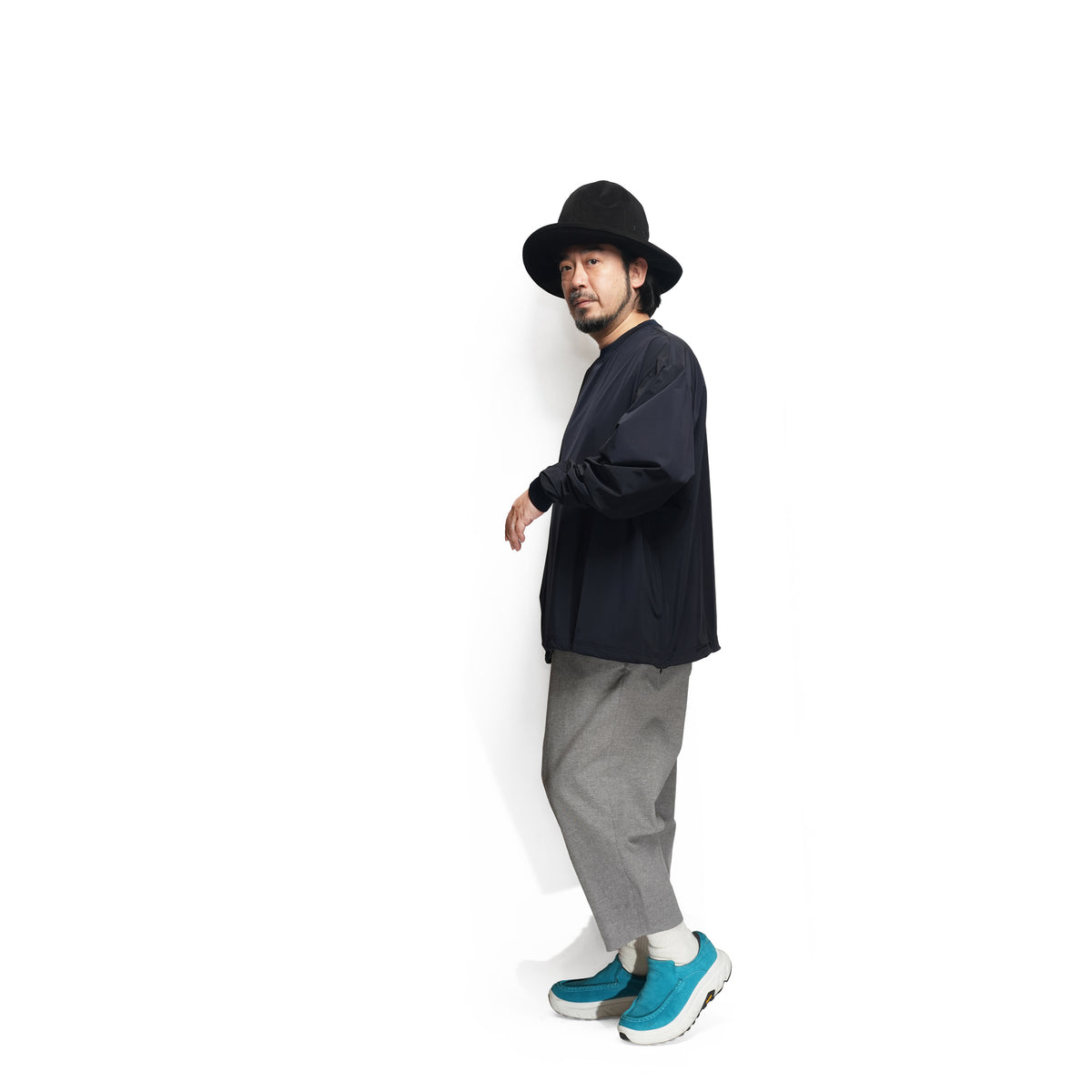 _301 – Dark Navy | UNTRACE
