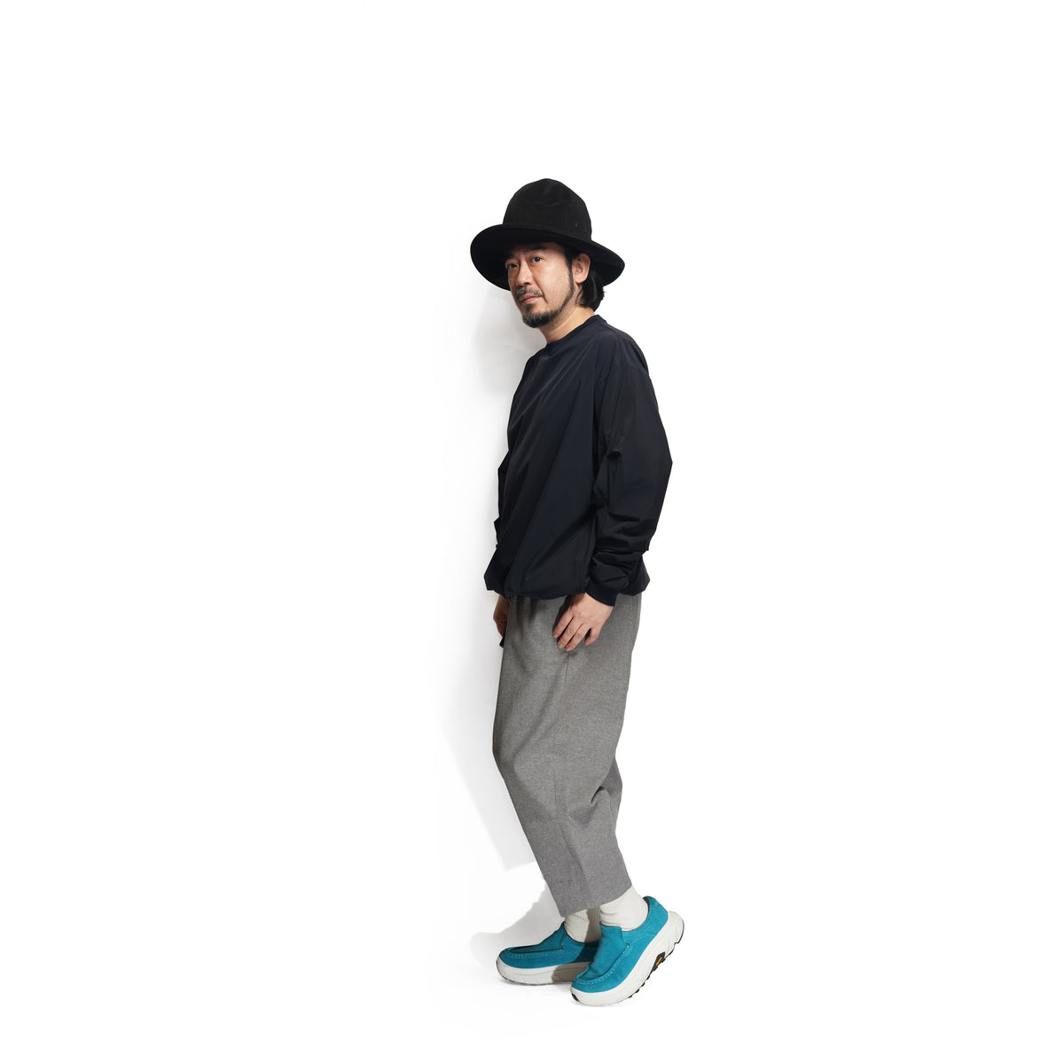 _301 – Dark Navy | UNTRACE