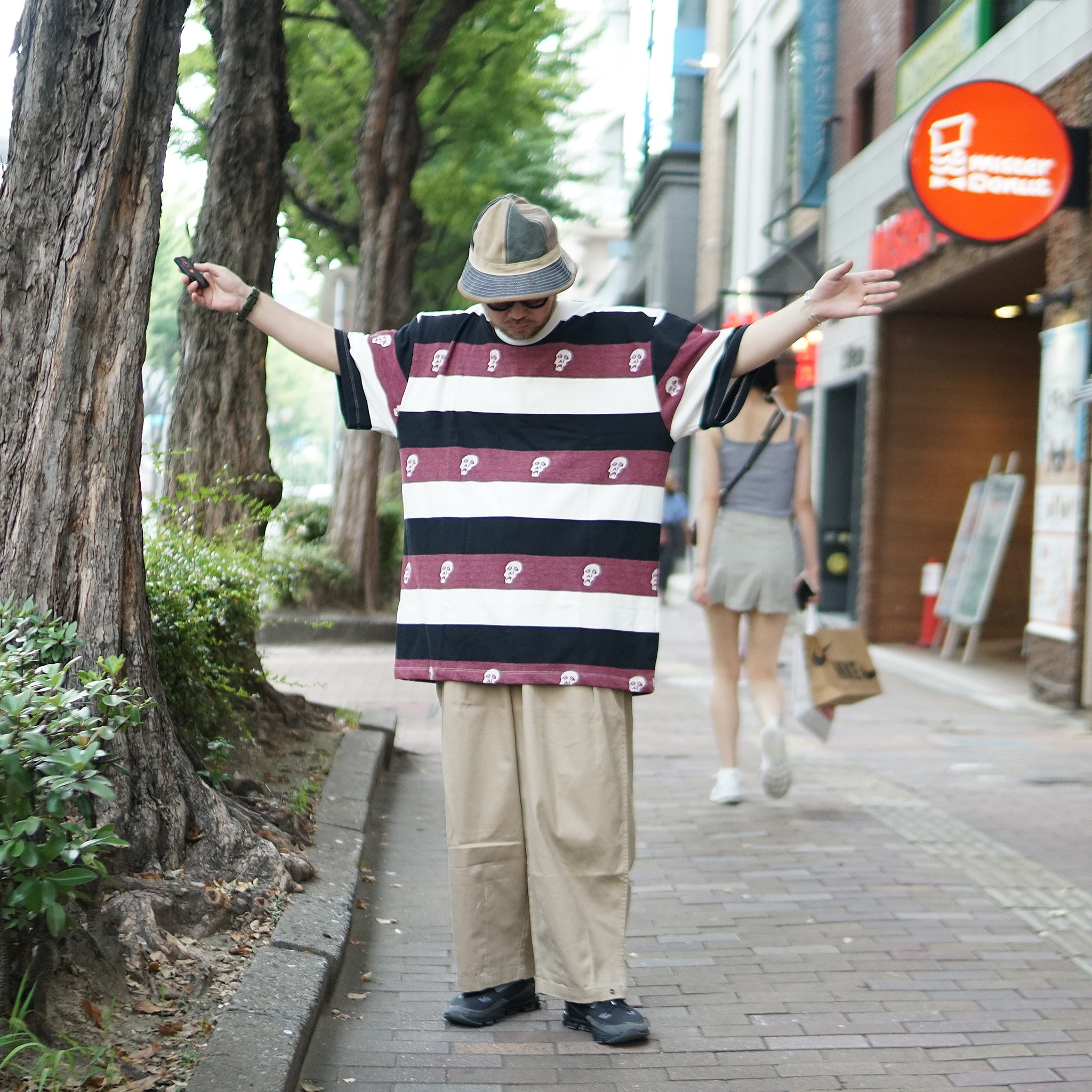 TS00316 | SAD SKULL STRIPED JACQUARD SS | Color:Burgundy【TIRED_タイレッド】