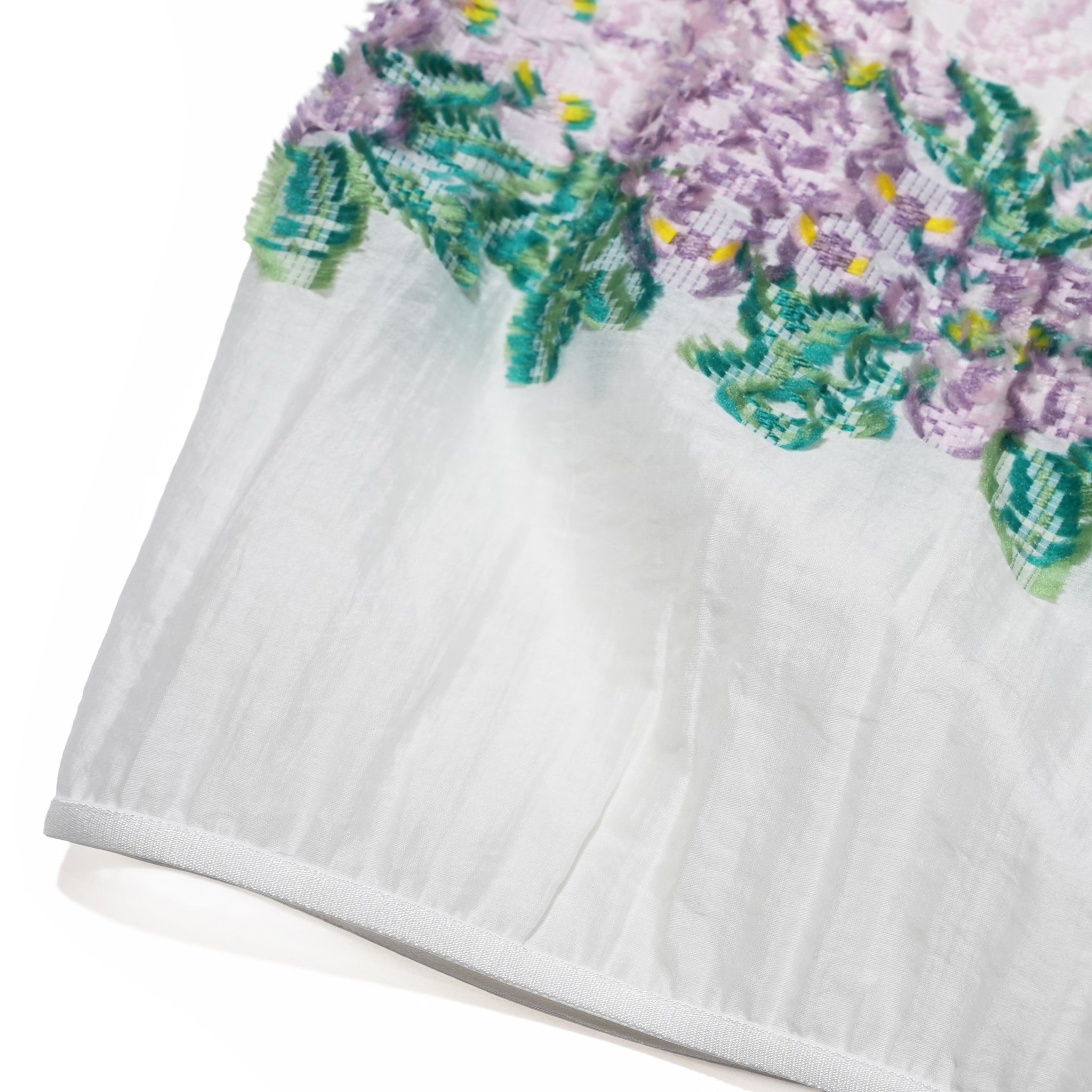 Mosaic Garden Simple Skirt– White | BEDSIDEDRAMA