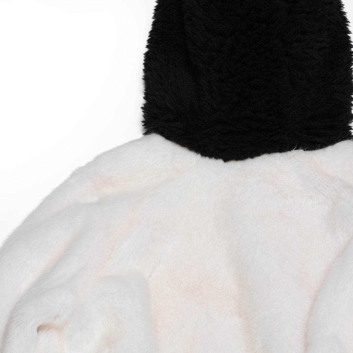 NADIA Faux Fur Hooded Zip-Up Jumper – S/WHITE | MOLLIOLLI