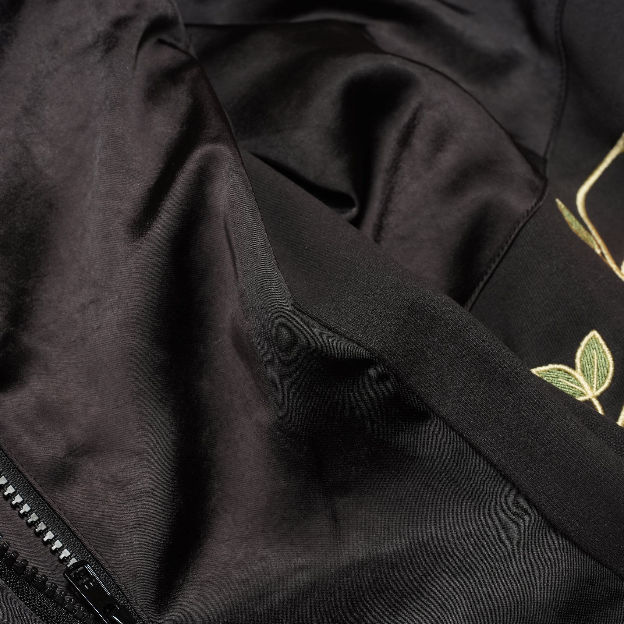 Satin Multi Half-Zip Jacket – Black | GAMELRA