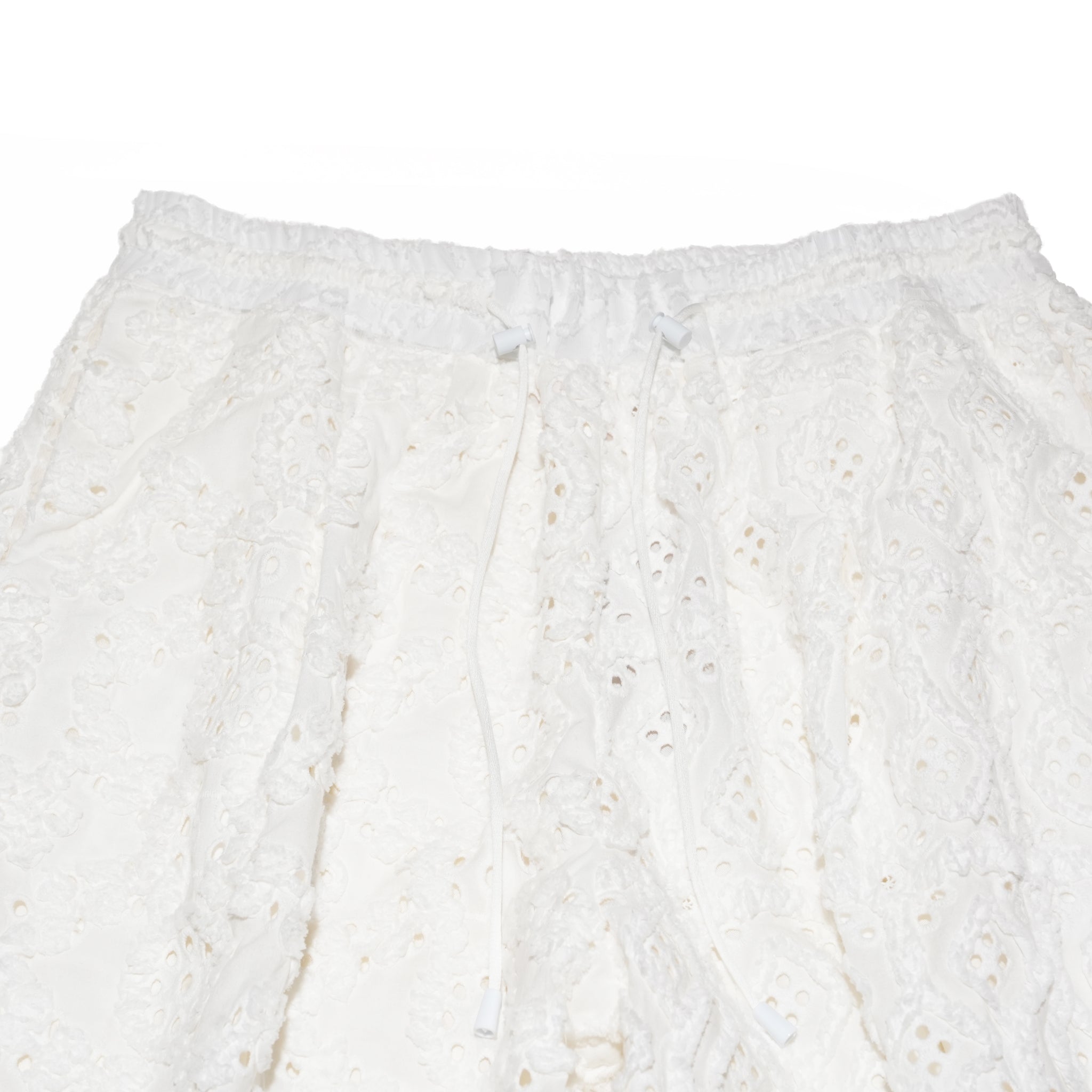 エンブロイダリーレースパッチパンツ – White | REHERSALL