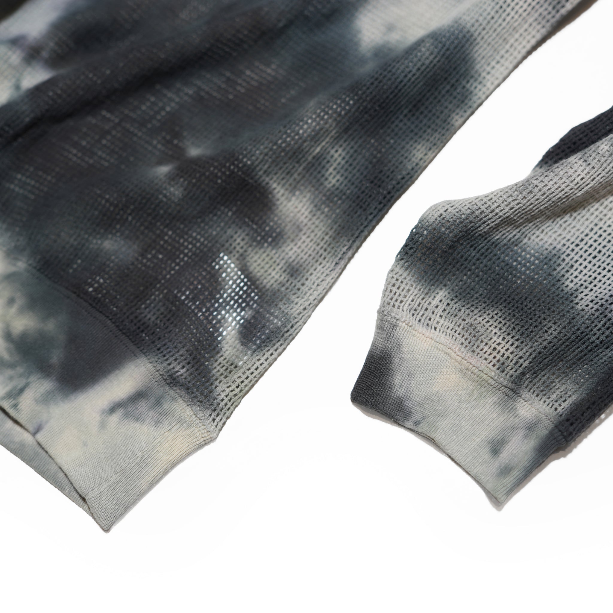 MOONLIGHT SWITCHING LS TEE – GRAY | NASNGWAM