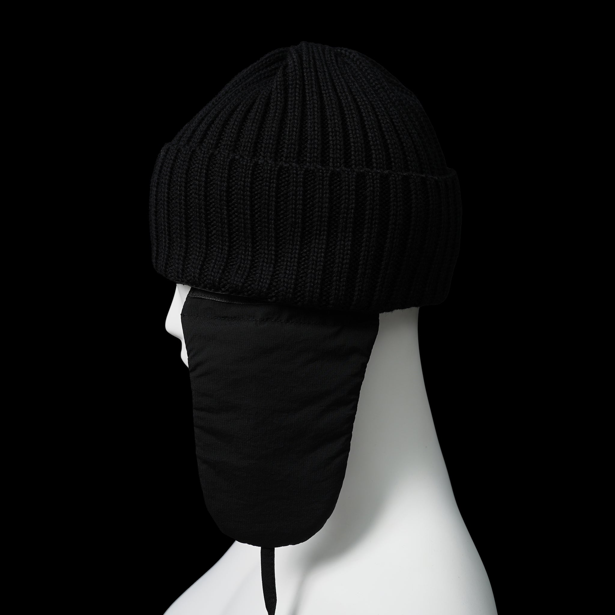 No:UN-024_AW23 | Name:EARMUFF BEANIE | Color:Black X Black