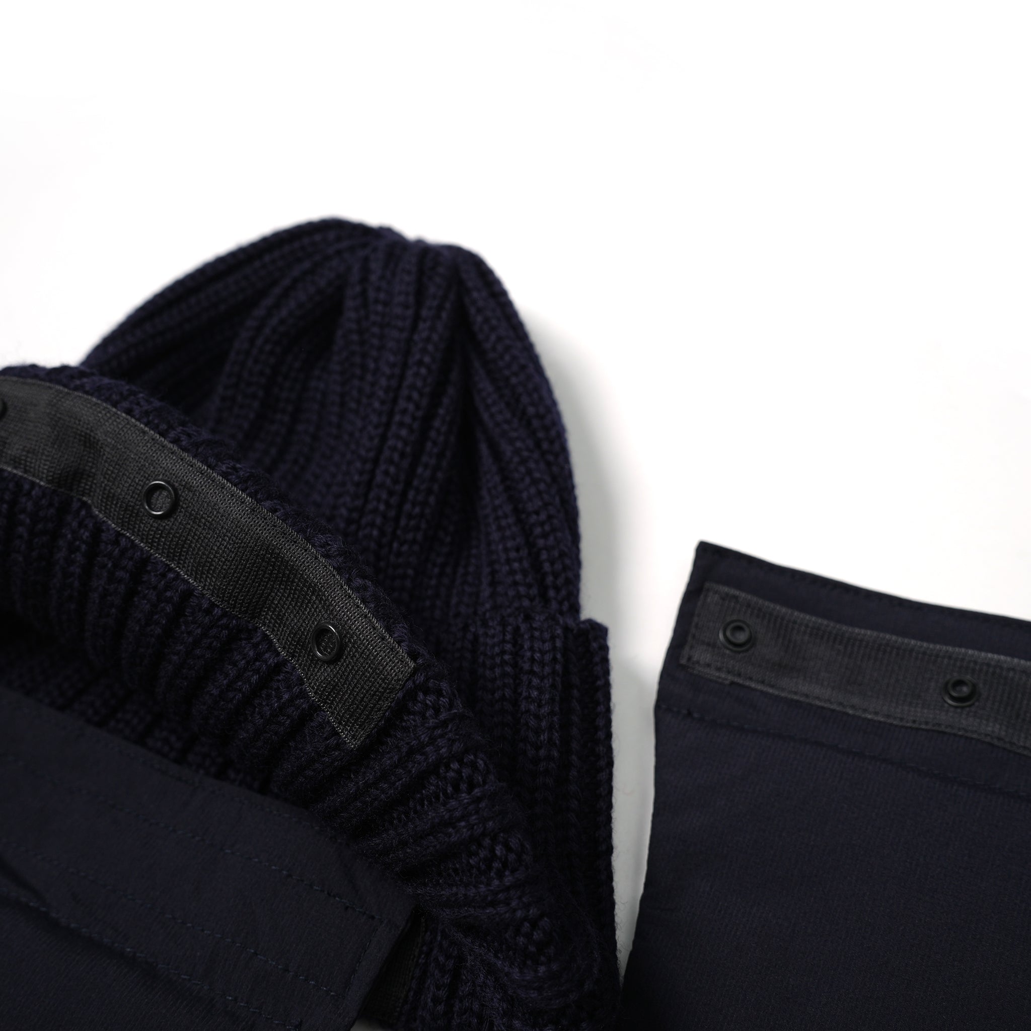 No:UN-024_AW23 | Name:EARMUFF BEANIE | Color:Dark Navy X Dark Navy