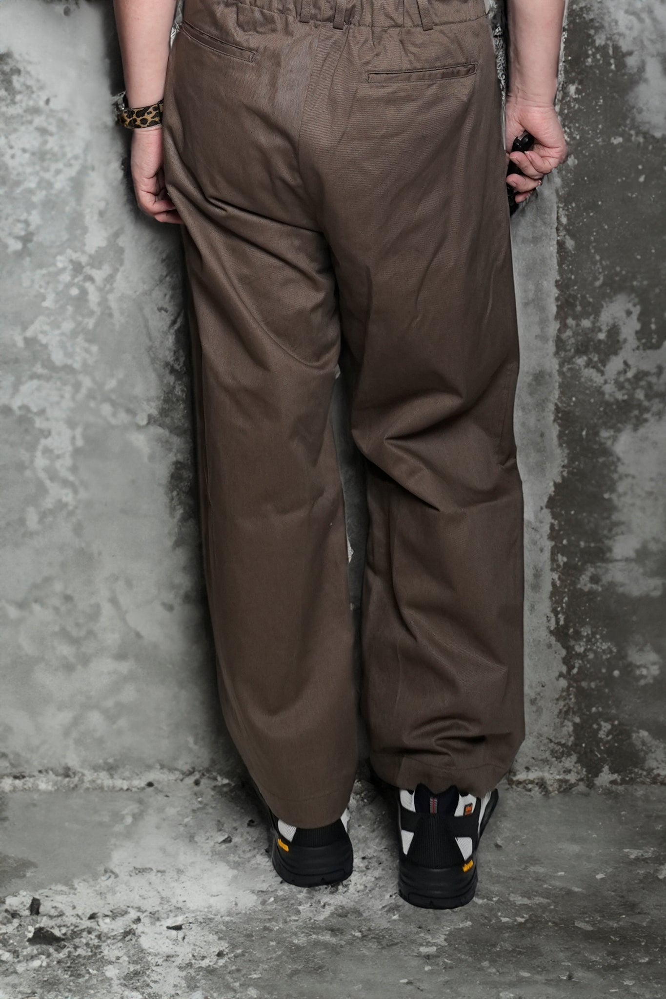 BE-03_BROWN | BAGS EASY PANTS-VINTAGE CHINO | Color:Brown【CATTA_カッタ】