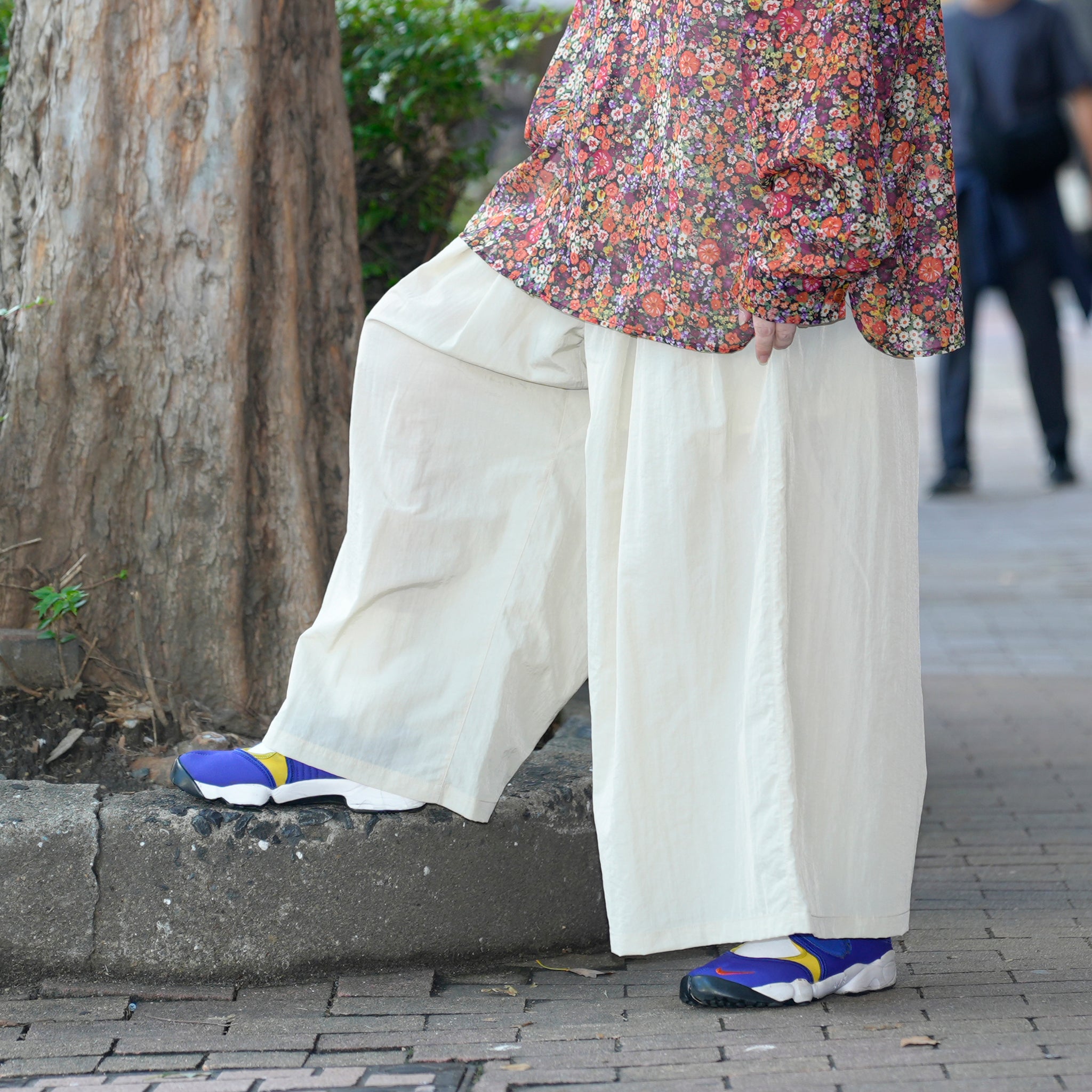 G72303_BG | NYLON WIDE LEG PANTS-BG | Color:Beige【GORT_ゴート】