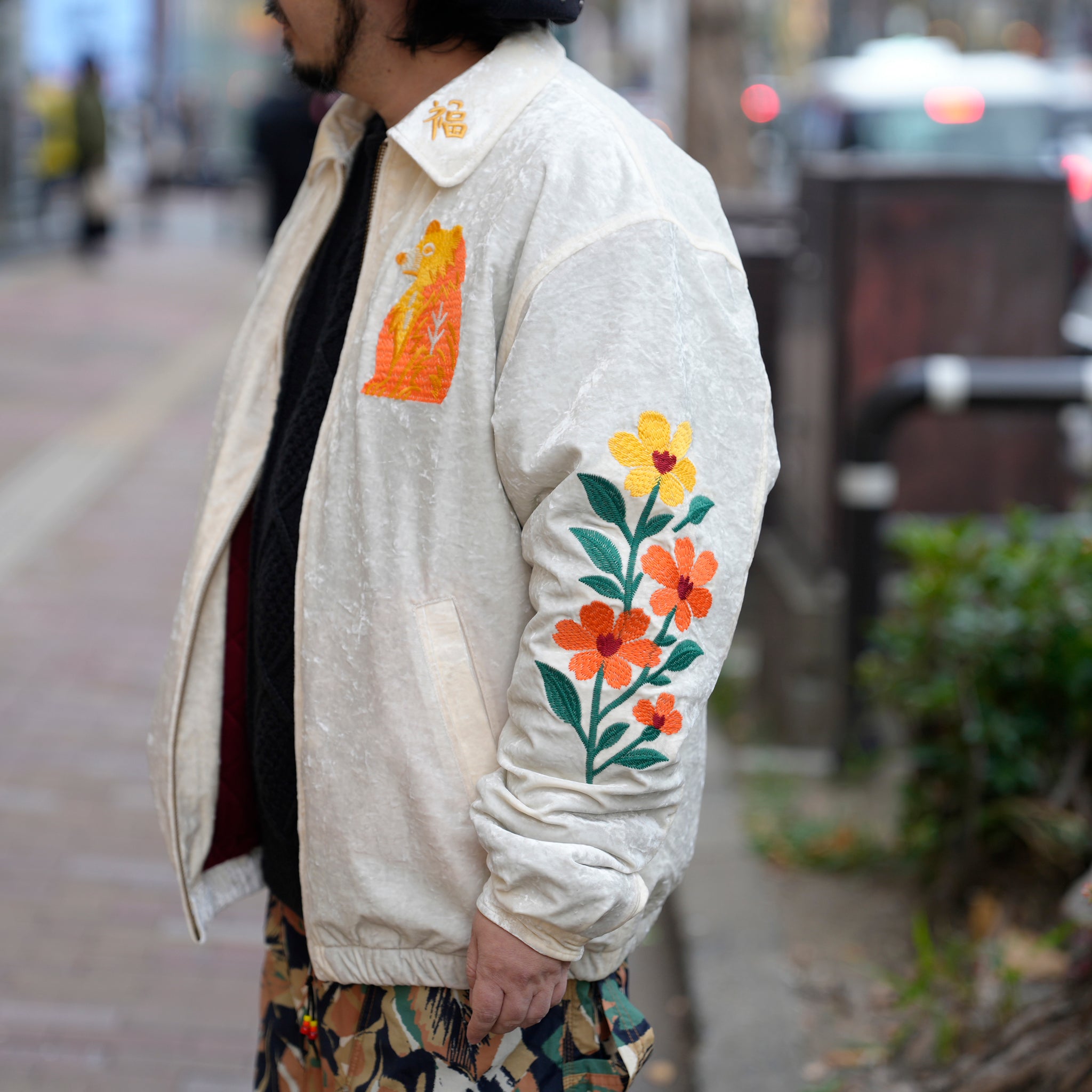 Fabric Embroidered Jumper / White Musk | AMBERGLEAM