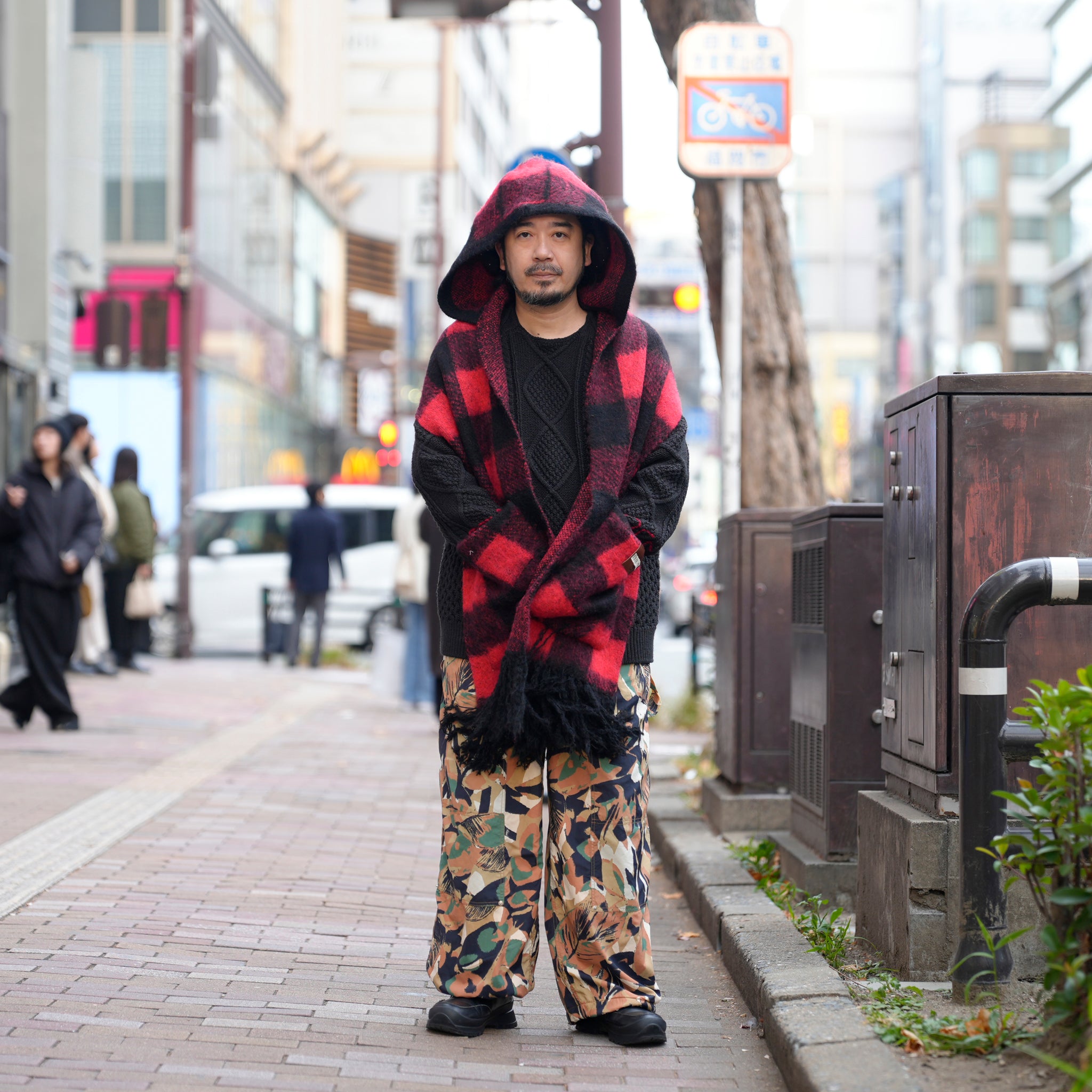Moist Hoodie Poncho/Red【AMBERGLEAM_アンバーグリーム】1399151213