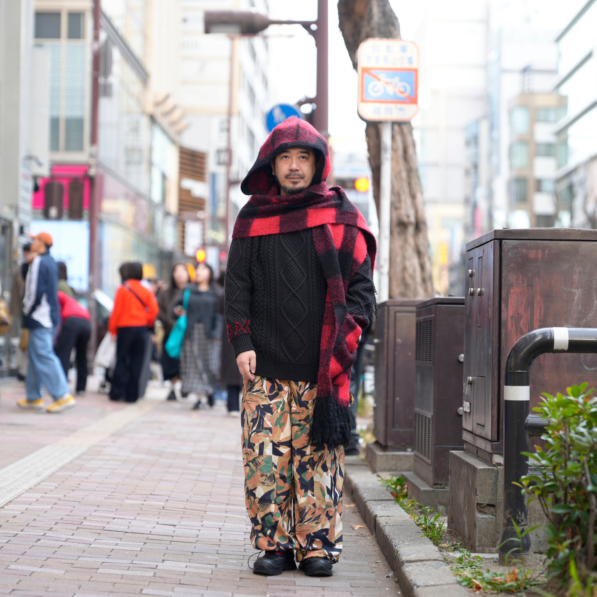 Moist Hoodie Poncho/Red【AMBERGLEAM_アンバーグリーム】1399151213