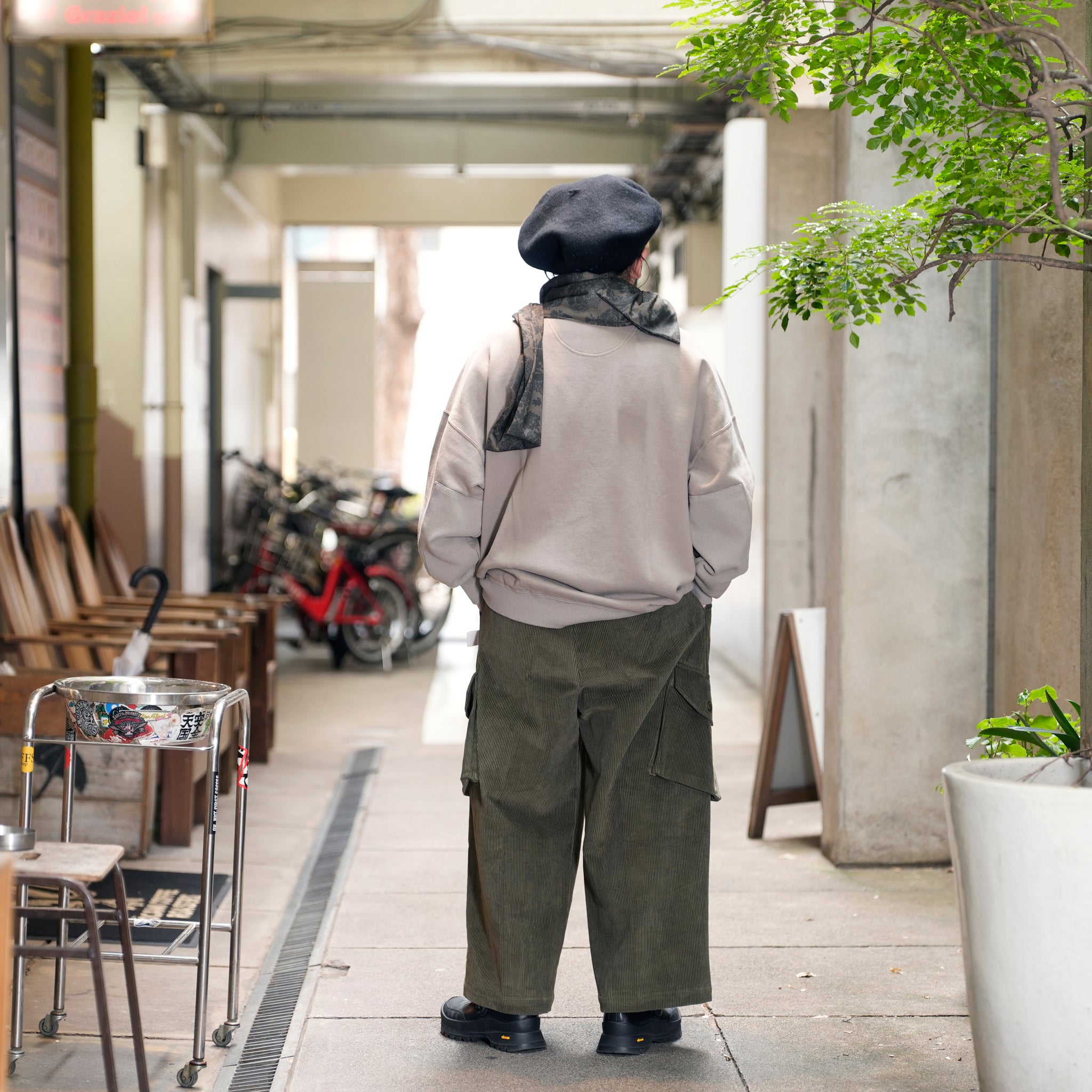 G64302_KH | CORDUROY BALLOON PANTS-KH | Color:Khaki【GORT_ゴート】