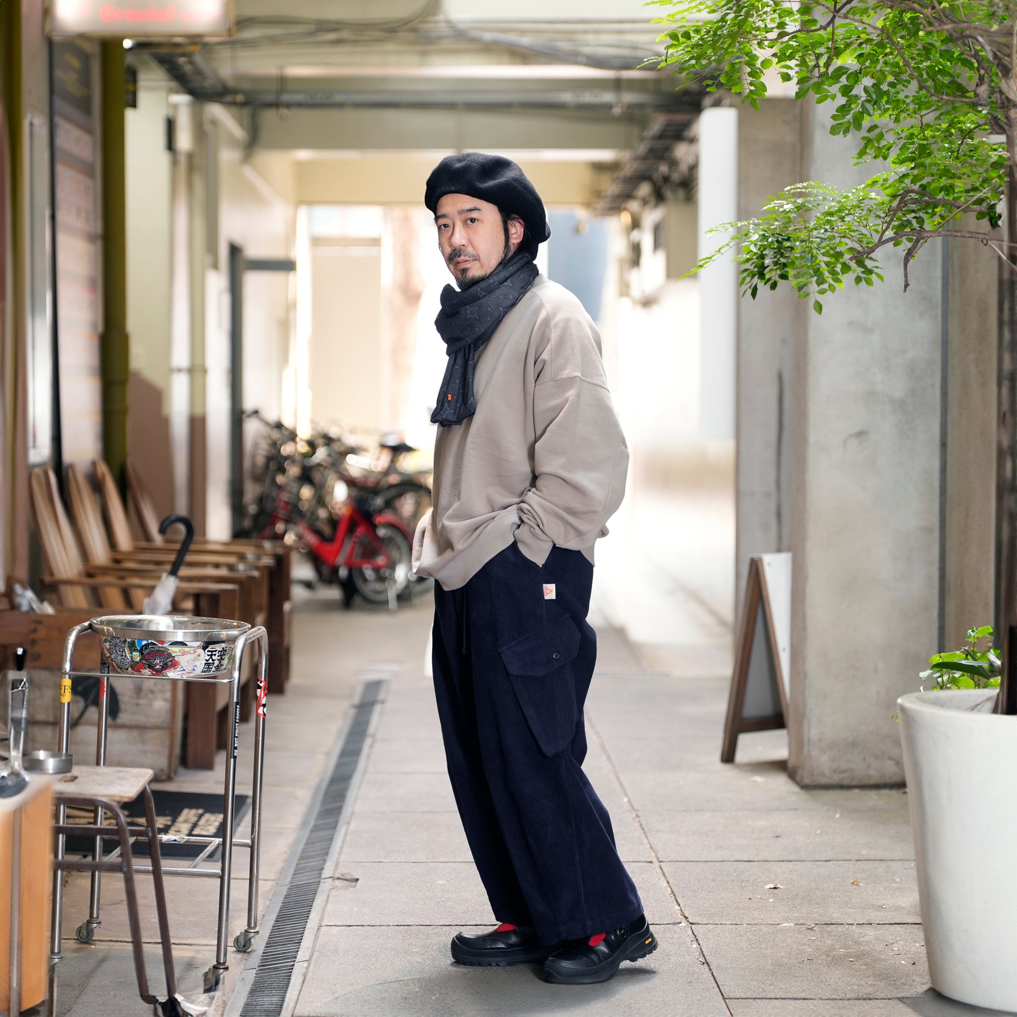 G64302_NV | CORDUROY BALLOON PANTS-NV | Color:Navy【GORT_ゴート】