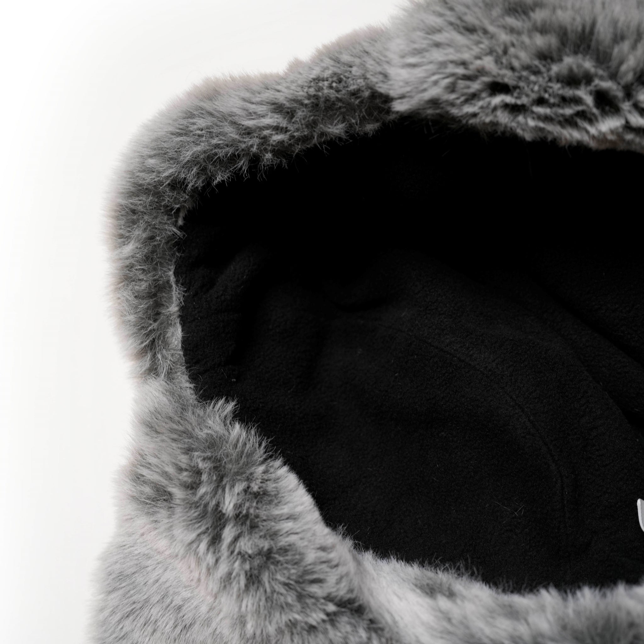 MILITARY FUR VISOR CAP | Color:Gray【POLER_ポーラー】