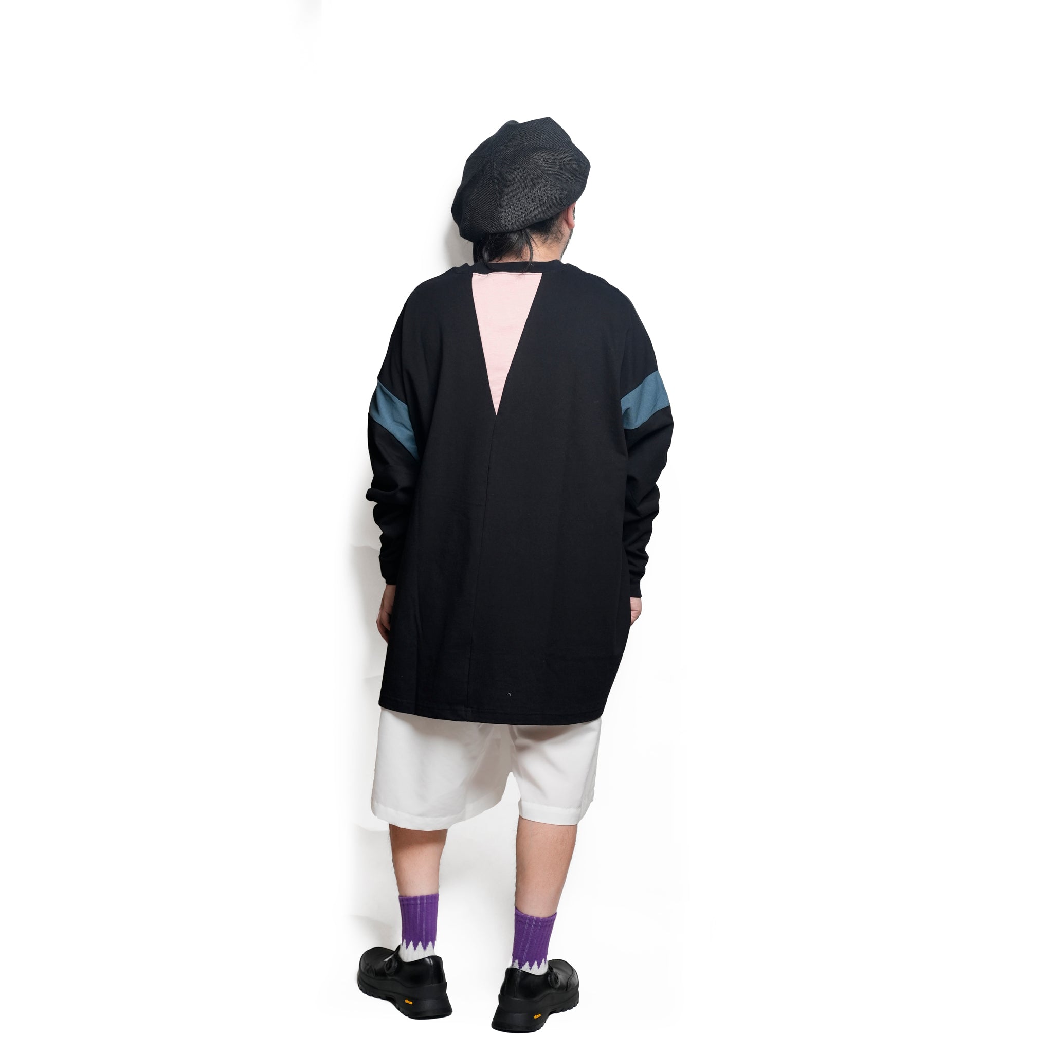 TALK ON YOUR BACK L/S T-SHIRT | Color_Black | No_sf25aw-19_black【STOF_ストフ】