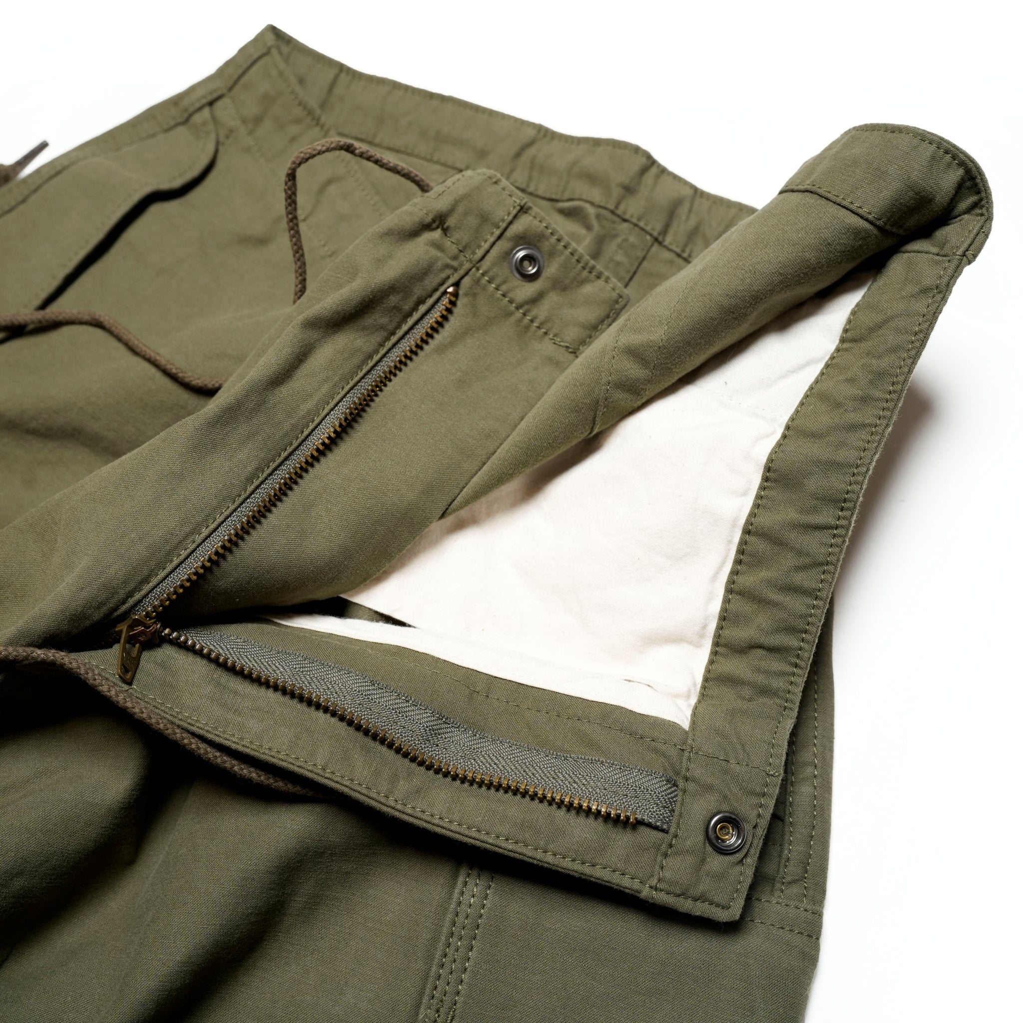 AM-2455001_Khaki | Back Satin Cargo Pants | Color:Khaki【ARMY TWILL_アーミーツイル】