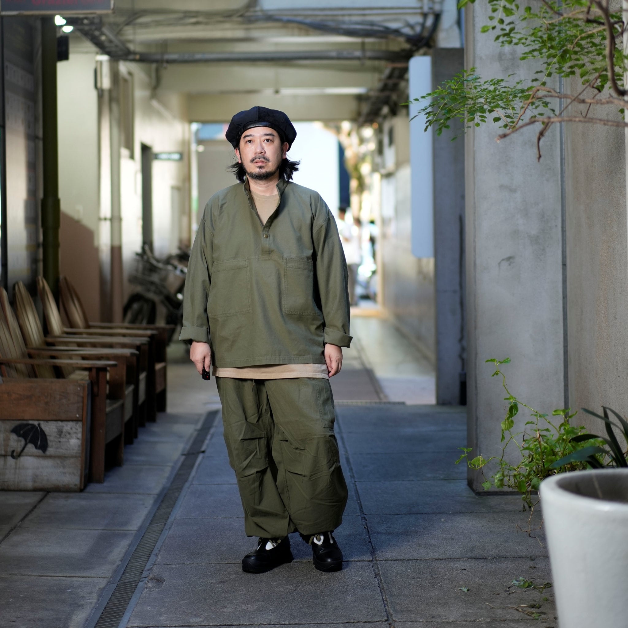 AM-2457004_Khaki | Back Satin Smock | Color:Khaki【ARMY TWILL_アーミーツイル】