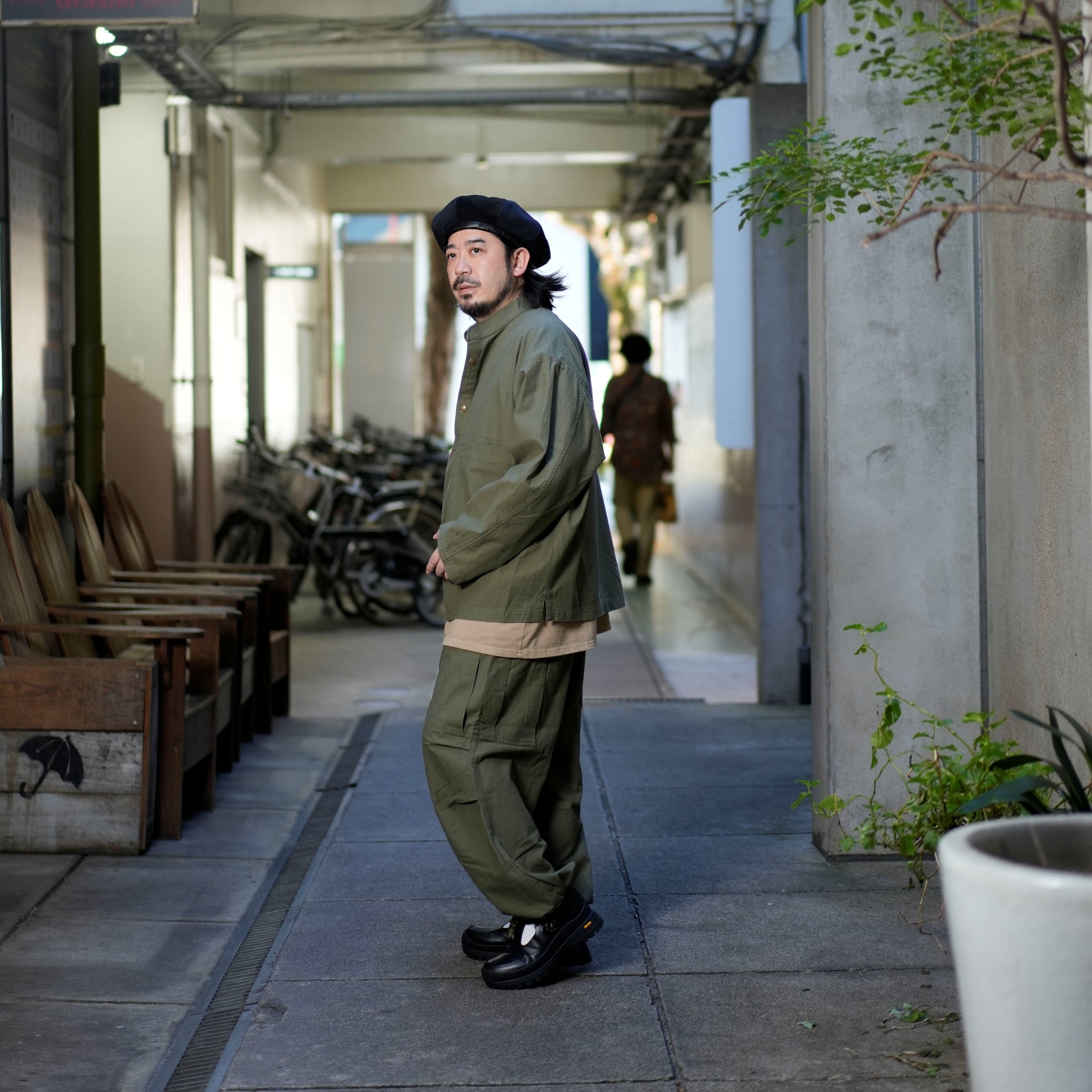 AM-2457004_Khaki | Back Satin Smock | Color:Khaki【ARMY TWILL_アーミーツイル】