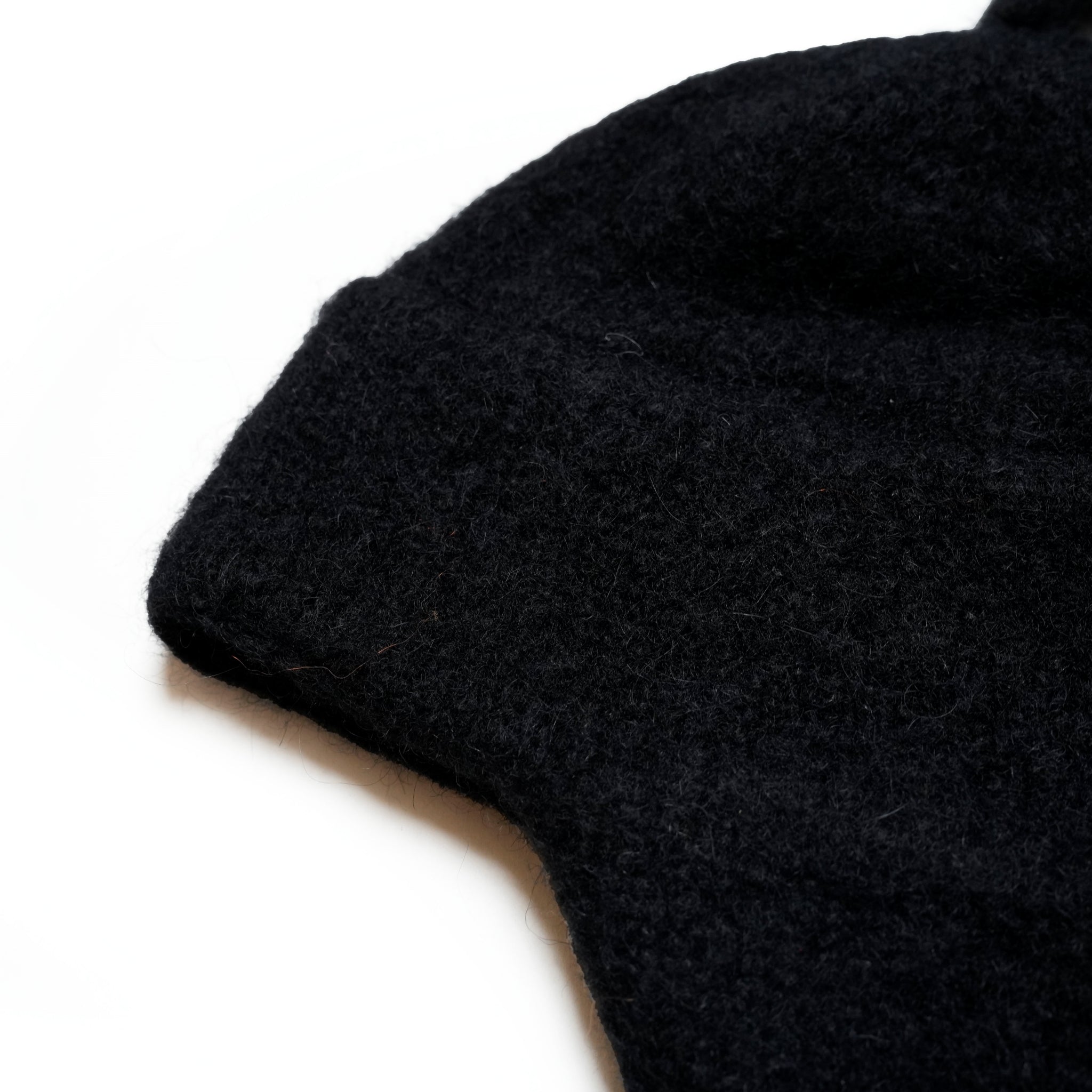 PRC05-01_Black | Alpaca ShaggyChullio Hat | Color:Black【MONITALY_モニタリー】