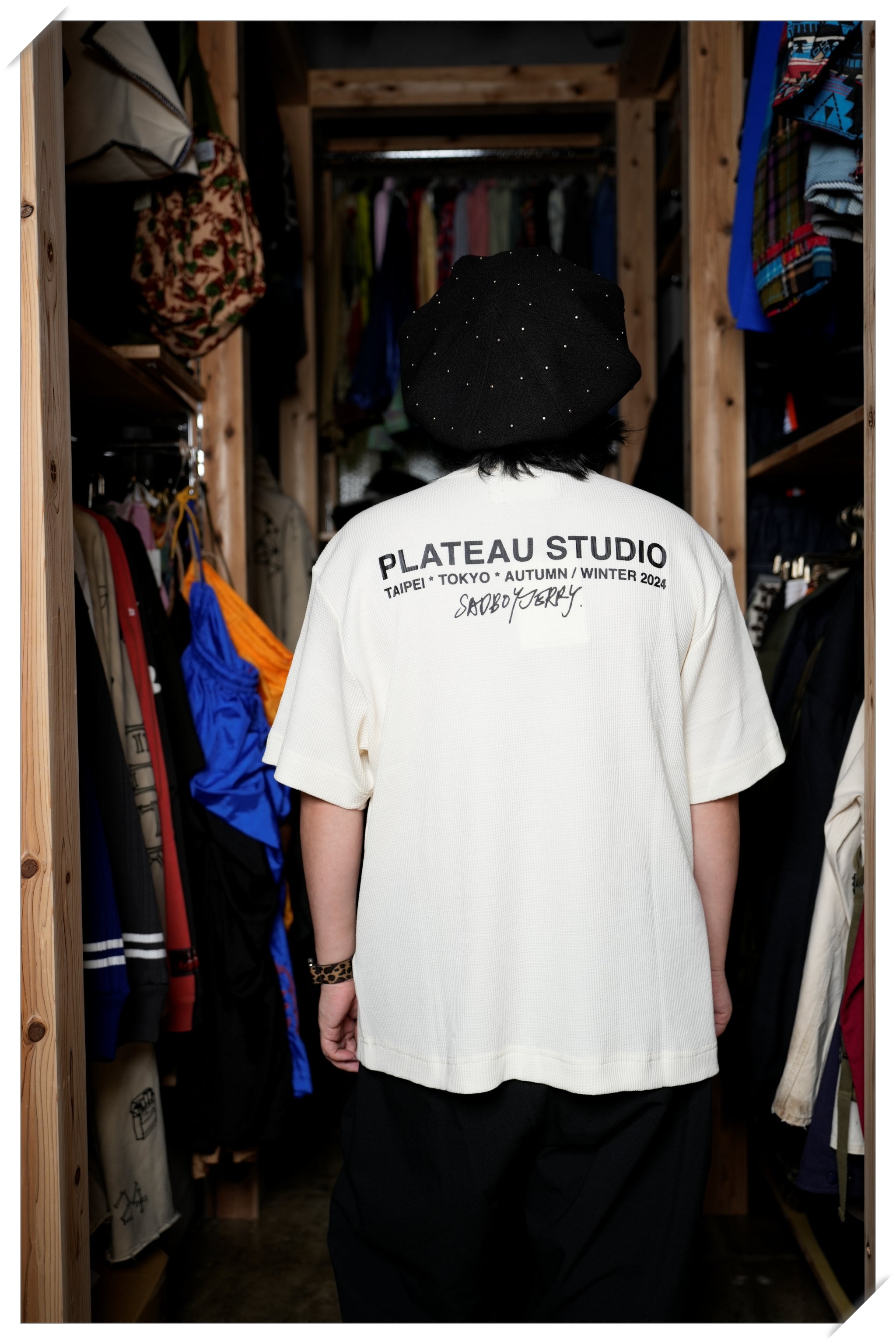 Pla24awtee01-1_light beige | 2024 logo waffle tee | Color:Light Beige【PLATEAU STUDIO_プラトー スタジオ】