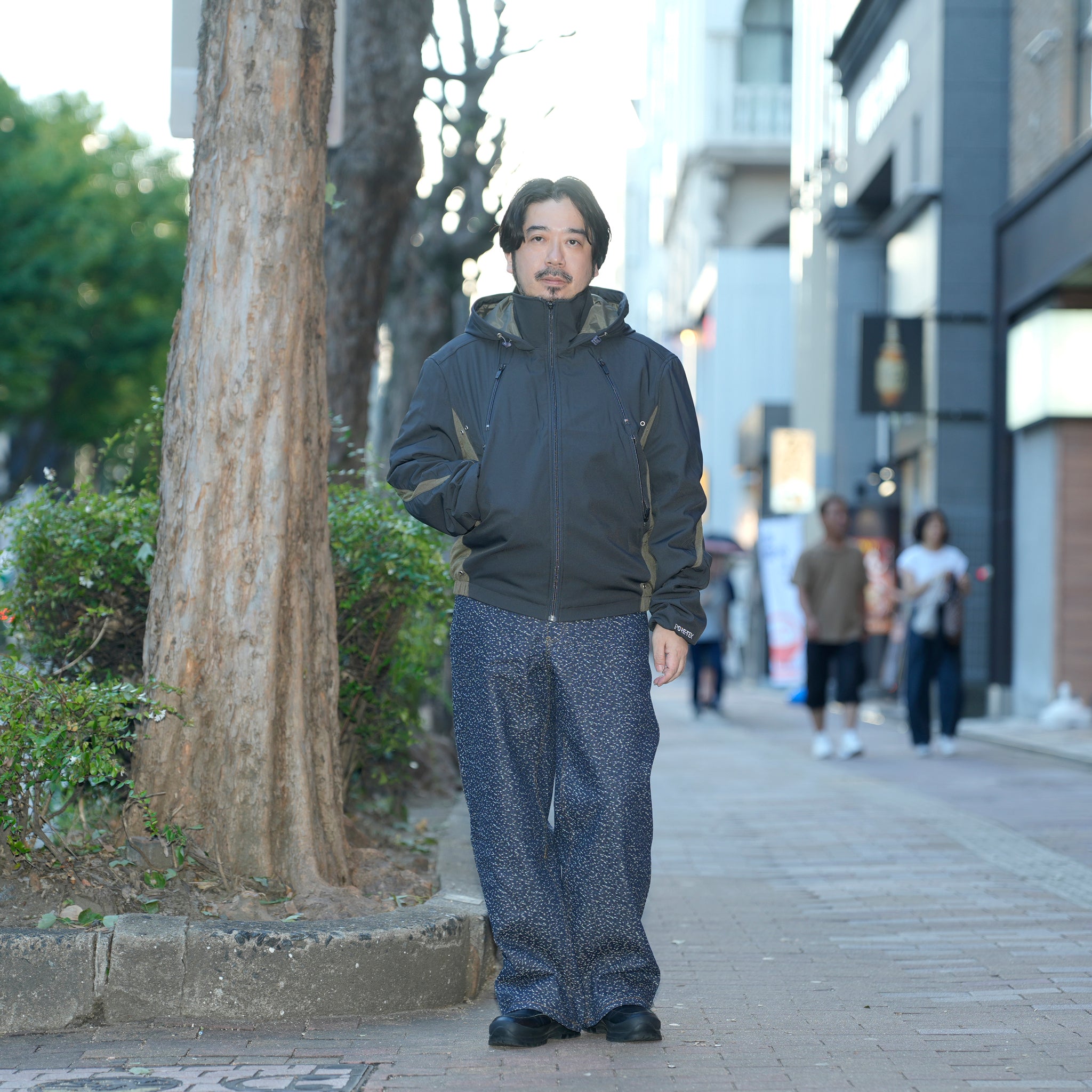 Curvy padded jacket | Color_Ash Black | No_pla25awj12-1_ash black【PLATEAU STUDIO_プラトー スタジオ】