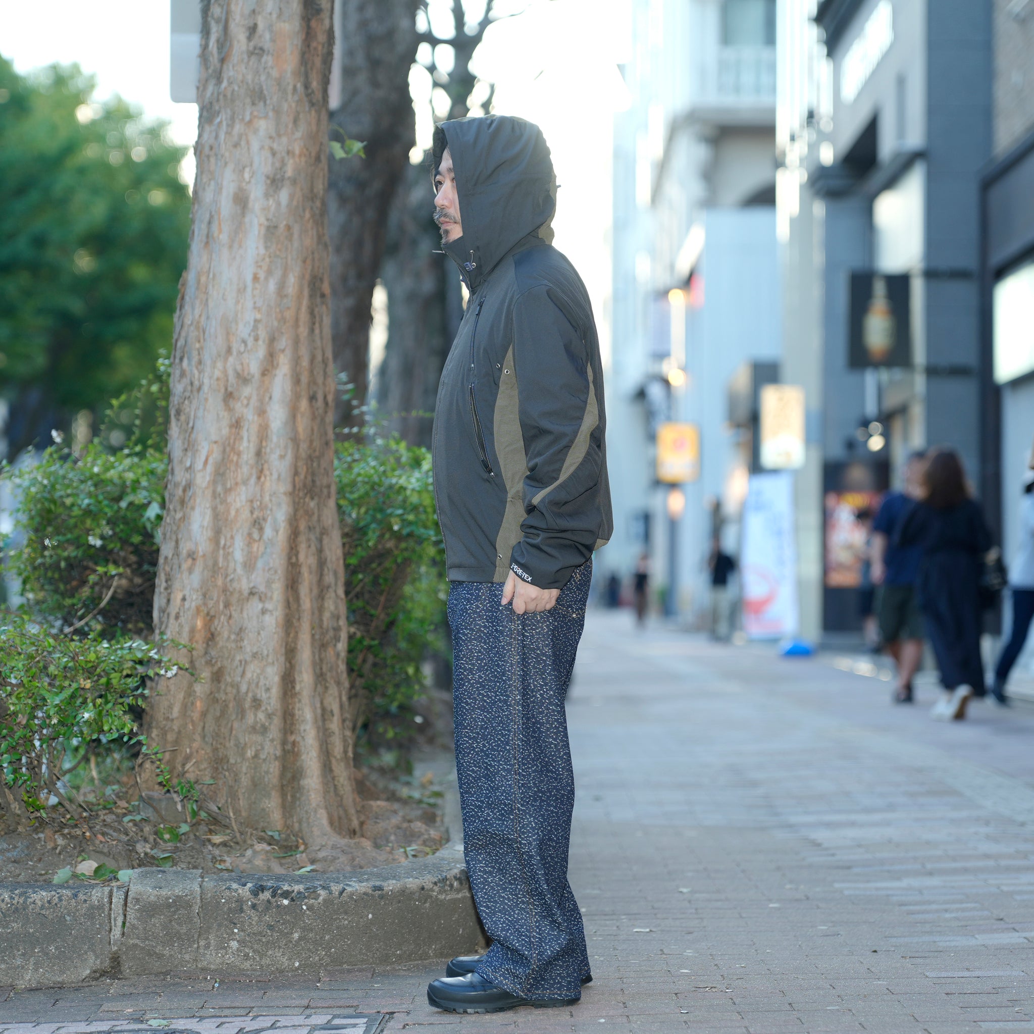Curvy padded jacket | Color_Ash Black | No_pla25awj12-1_ash black【PLATEAU STUDIO_プラトー スタジオ】