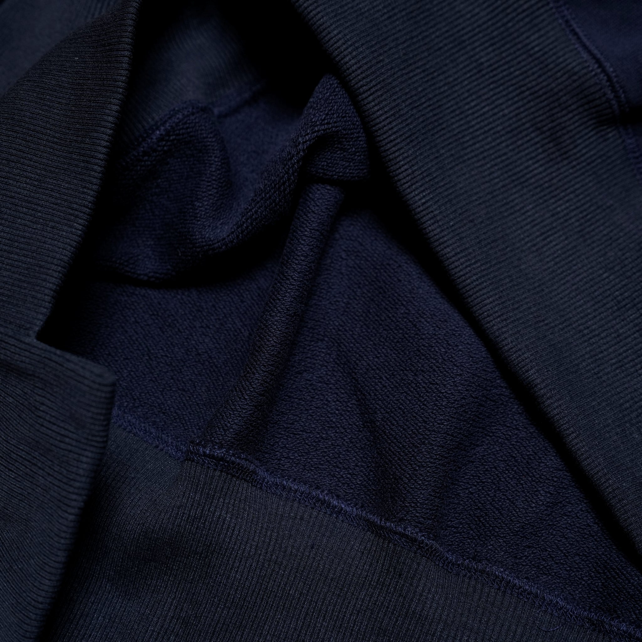 -131 | プルオーバースウェット | Color:DARK NAVY【UNTRACE_アントレース】