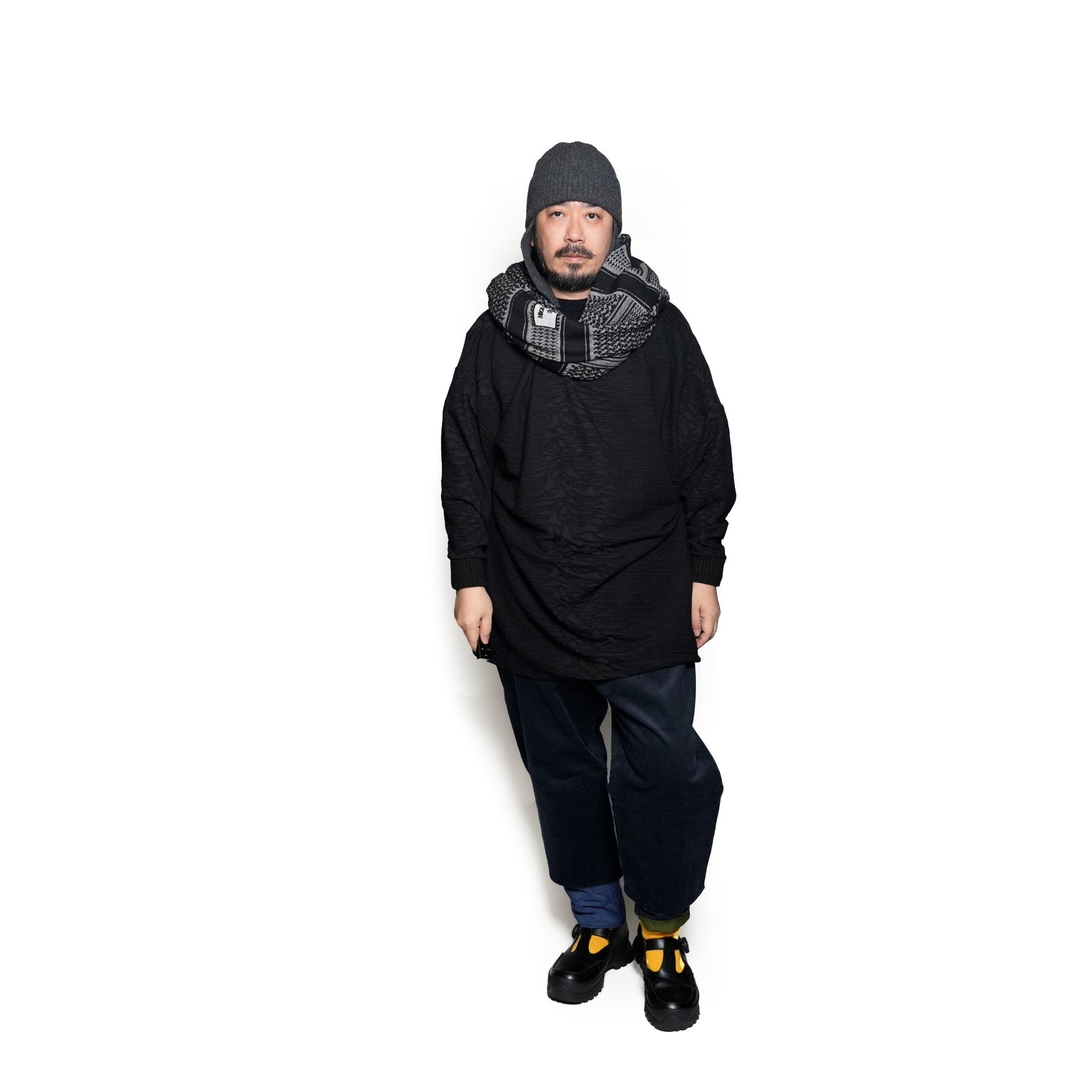 SF24AW-18_SCHMUG | Roots JQ Loop Stole | Color:Schmug【STOF_ストフ】