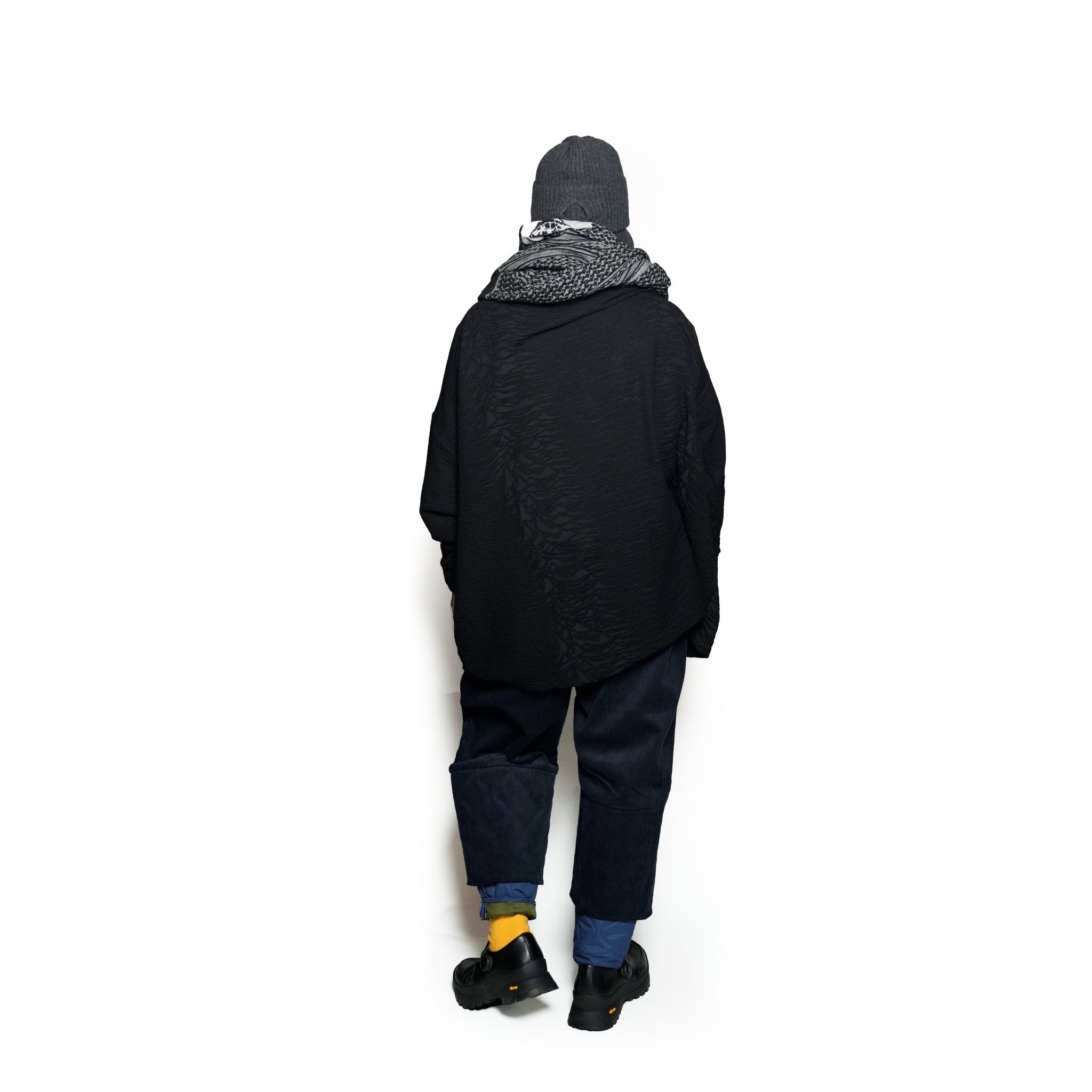 SF24AW-18_SCHMUG | Roots JQ Loop Stole | Color:Schmug【STOF_ストフ】