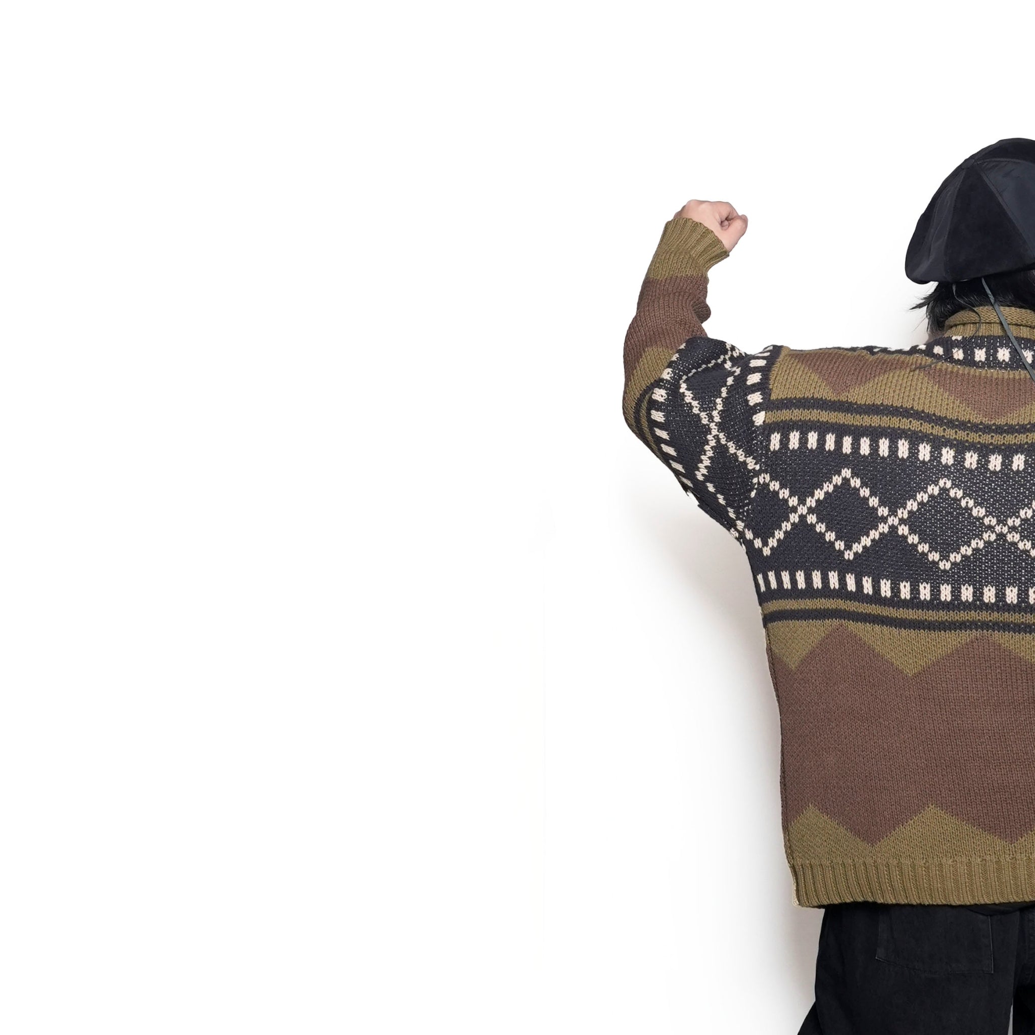 M-2404463 | Lowgage retoro geometric pattern roll neck knit | Brown【MODEM DESIGN_モデムデザイン】