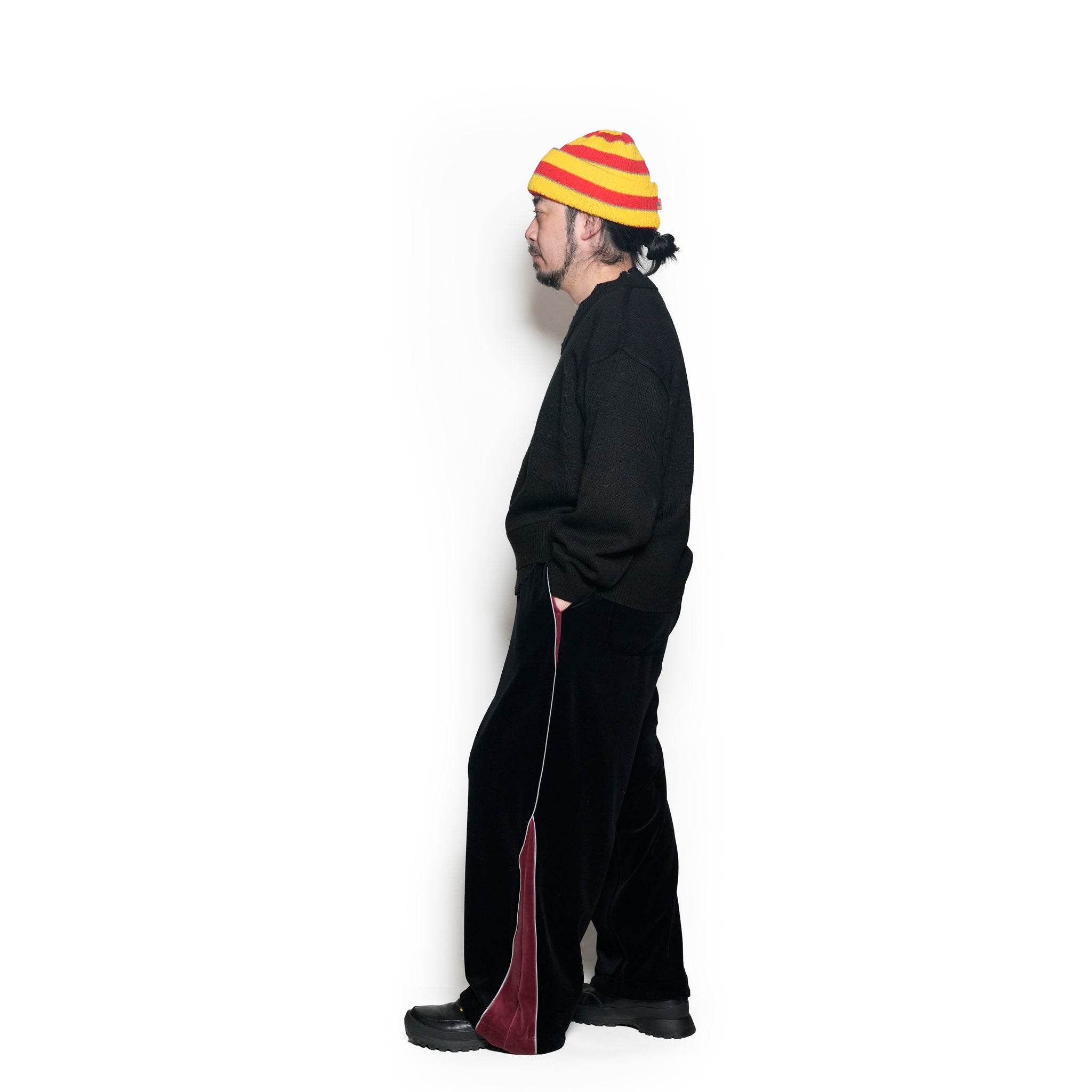 TRICKY V DAMAGED KNIT | Color_Black | No_voo-1240_black【VOO_ヴォー】【入荷予定アイテム・入荷連絡可能】