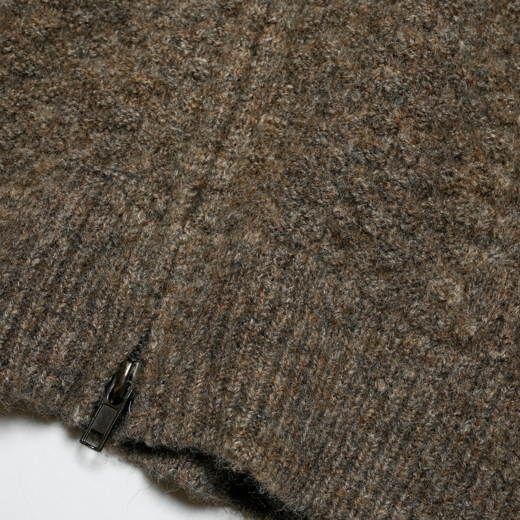 mix yarn knit zip | Color_Brown | No_M-2503452【MODEM DESIGN_モデムデザイン】