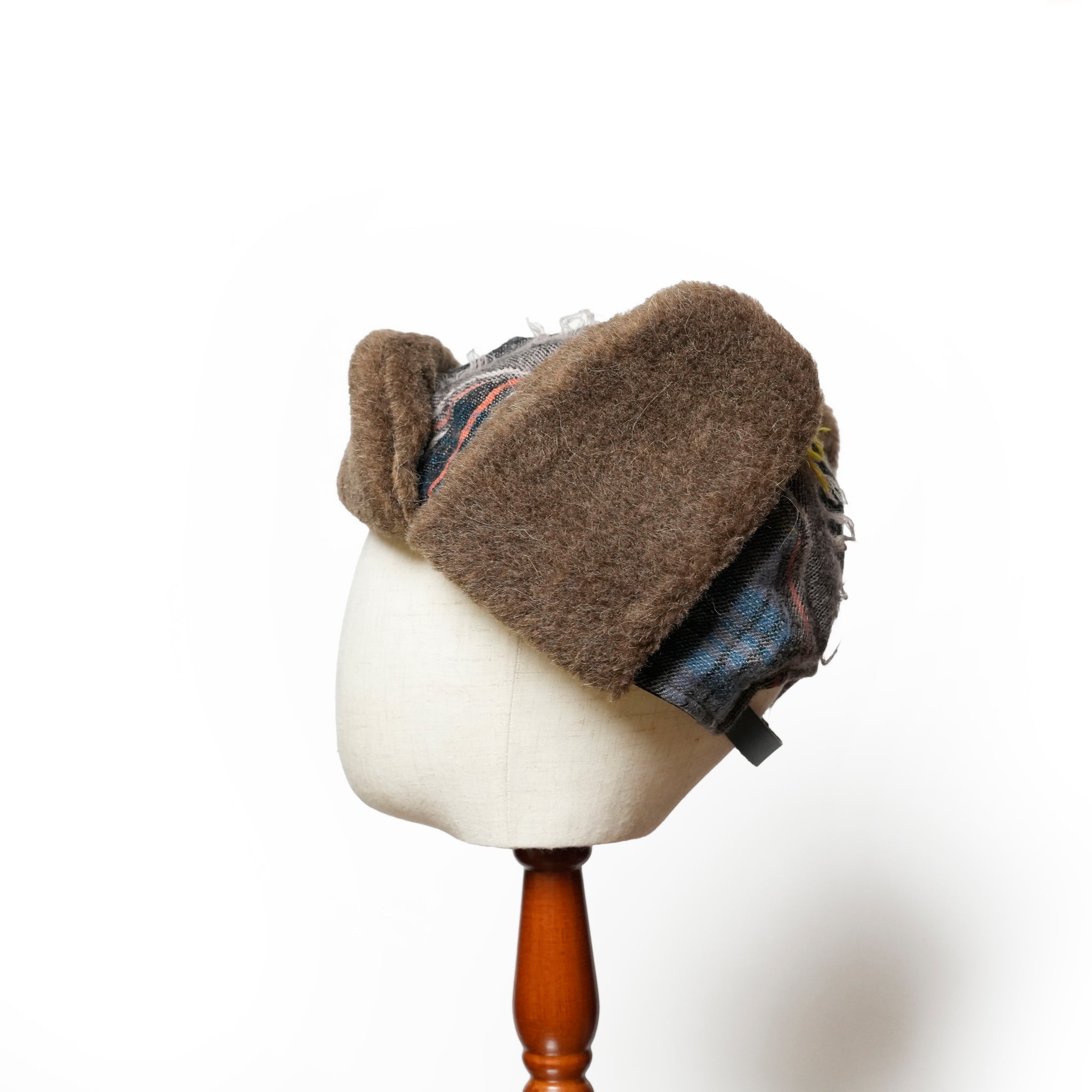 FRINGE WOOL CHECK RUSSIAN CAP  | Color_Beige | No_sf25aw-23_beige【STOF_ストフ】