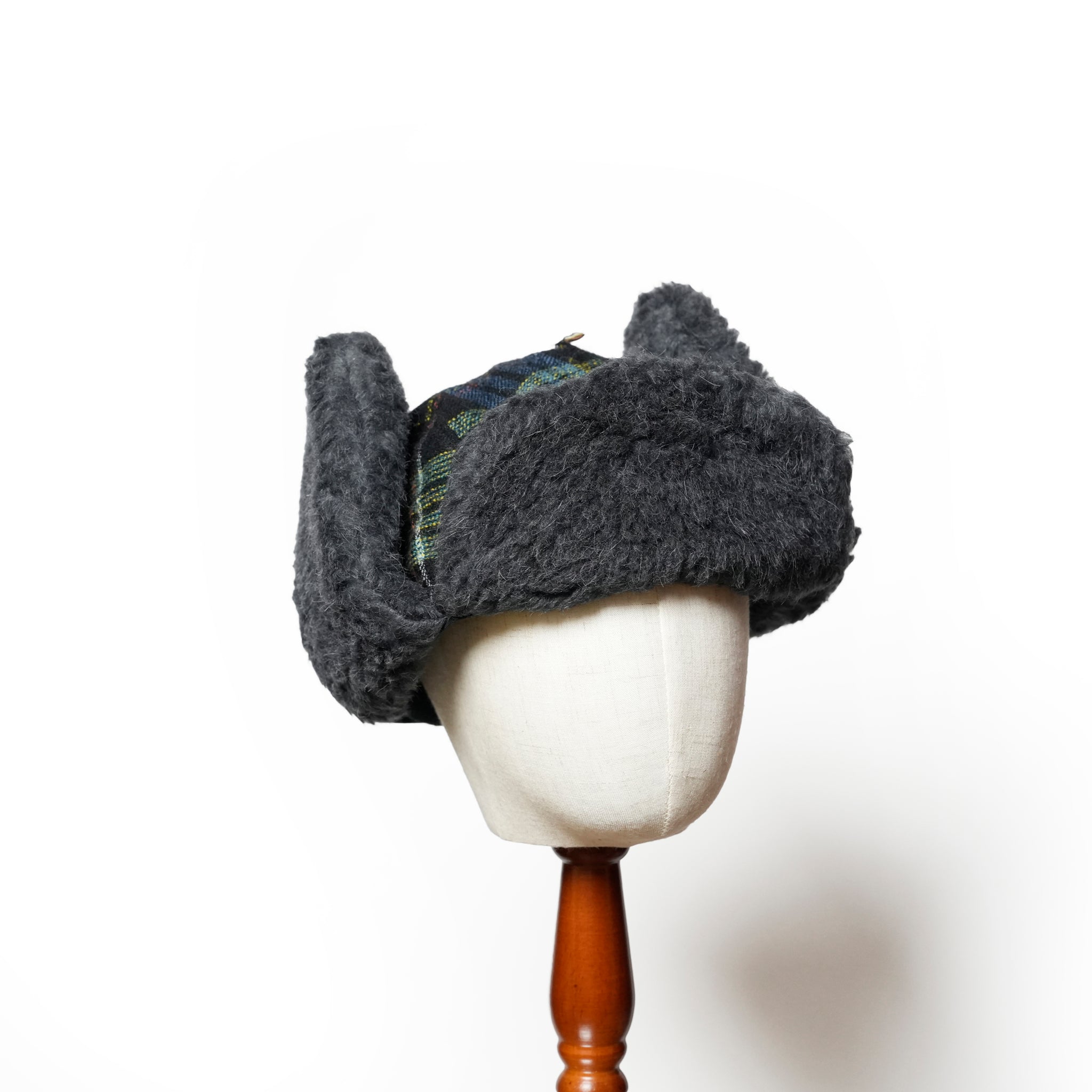 FRINGE WOOL CHECK RUSSIAN CAP  | Color_Black | No_sf25aw-23_black【STOF_ストフ】