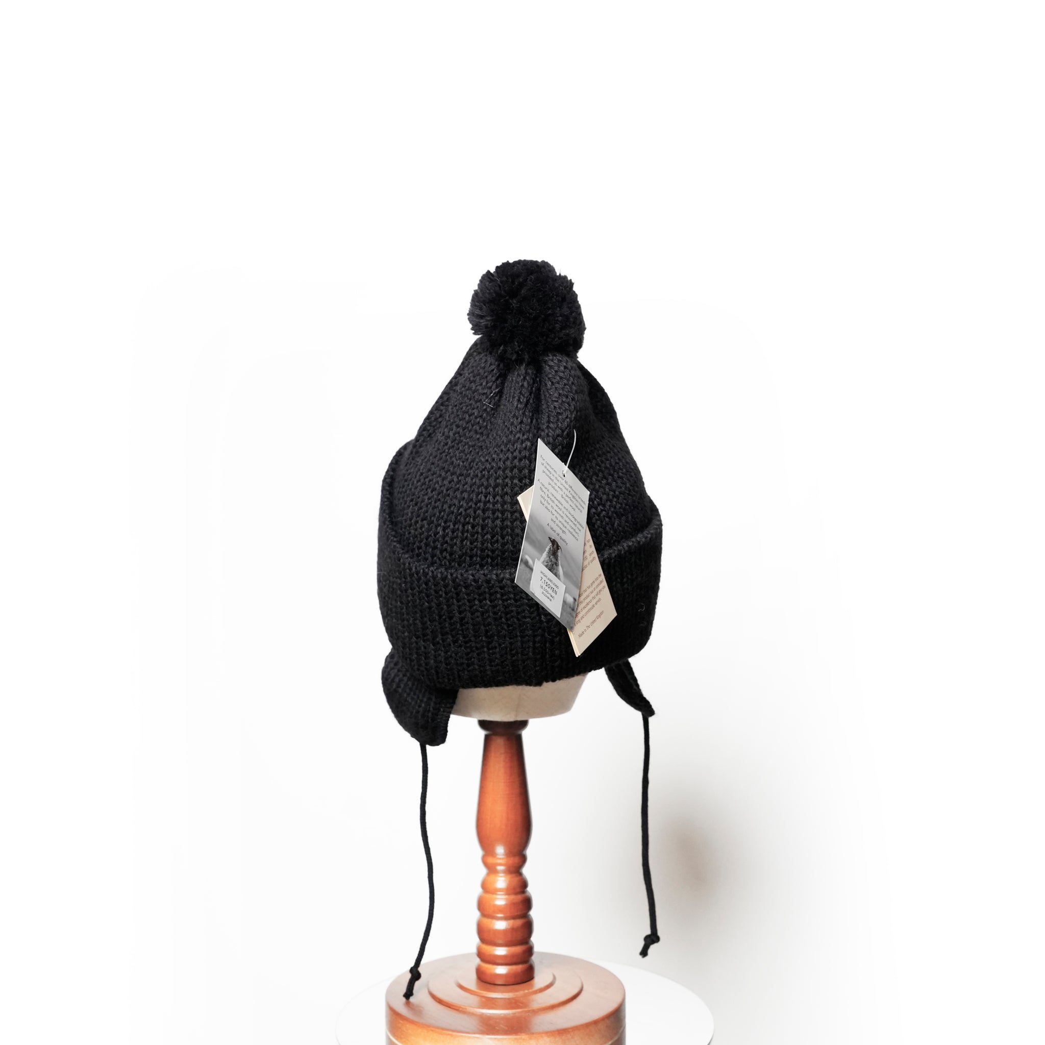 3g Solid Bobcap w/ear Cover&PomPom&Rope | Color_Jet Black | No_hl-25fw-0007_jet black【HIGHLAND 2000_ハイランドトゥーサウザンド】【ネコポス選択可能】
