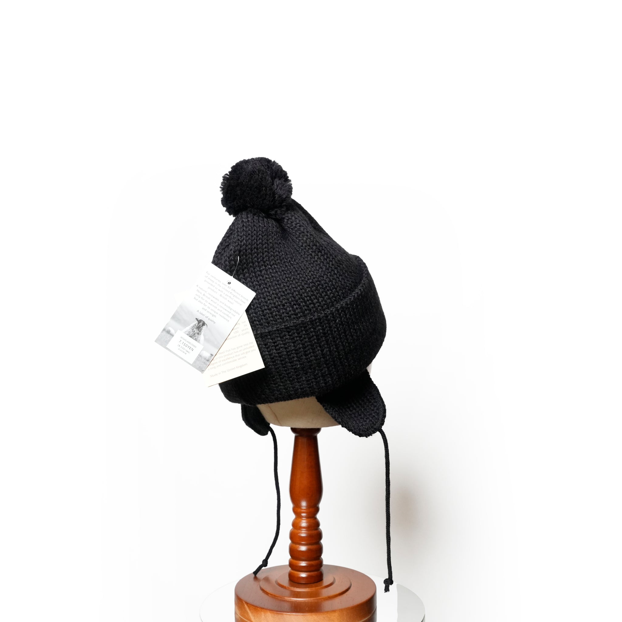 3g Solid Bobcap w/ear Cover&PomPom&Rope | Color_Jet Black | No_hl-25fw-0007_jet black【HIGHLAND 2000_ハイランドトゥーサウザンド】【ネコポス選択可能】