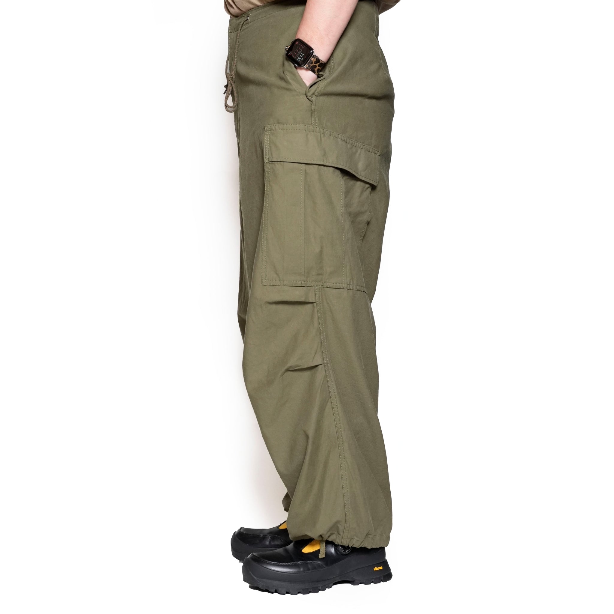 AM-2455001_Khaki | Back Satin Cargo Pants | Color:Khaki【ARMY TWILL_アーミーツイル】