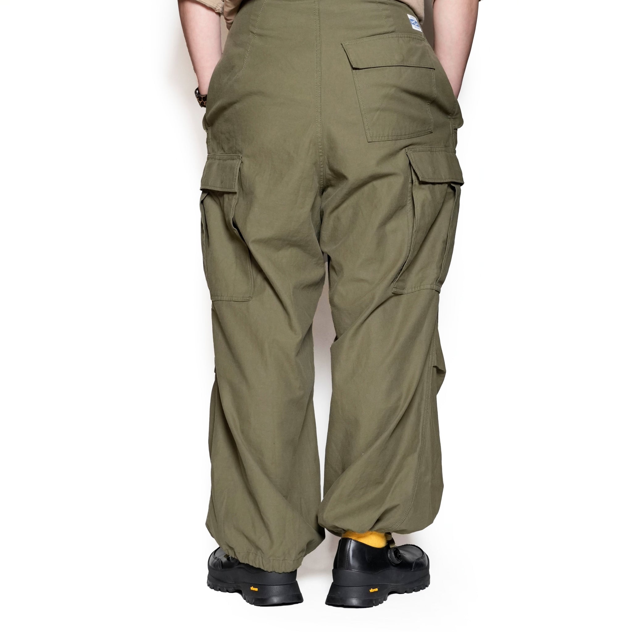 AM-2455001_Khaki | Back Satin Cargo Pants | Color:Khaki【ARMY TWILL_アーミーツイル】