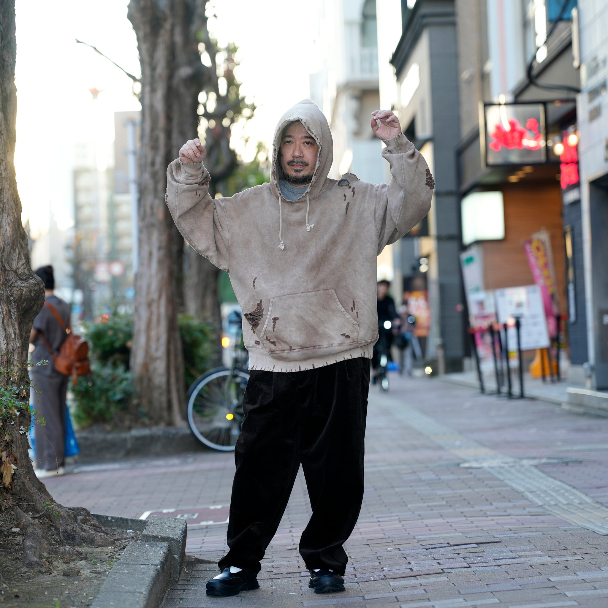 Distressed Sweat Parka | Color_Brown | No_lot : 25#07-3030-0_brown【MINAMI ANDERSON_ミナミアンダーソン】