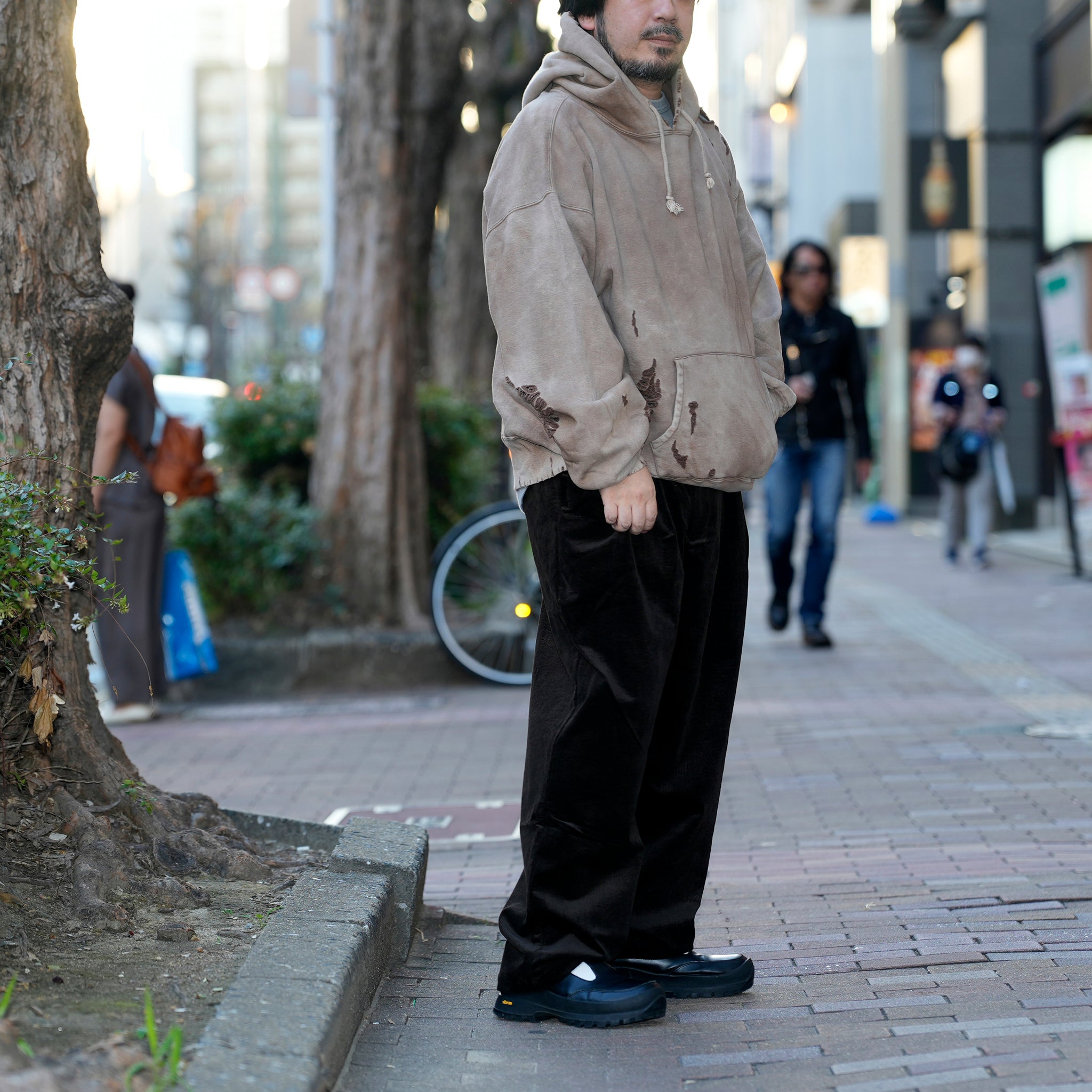 Distressed Sweat Parka | Color_Brown | No_lot : 25#07-3030-0_brown【MINAMI ANDERSON_ミナミアンダーソン】
