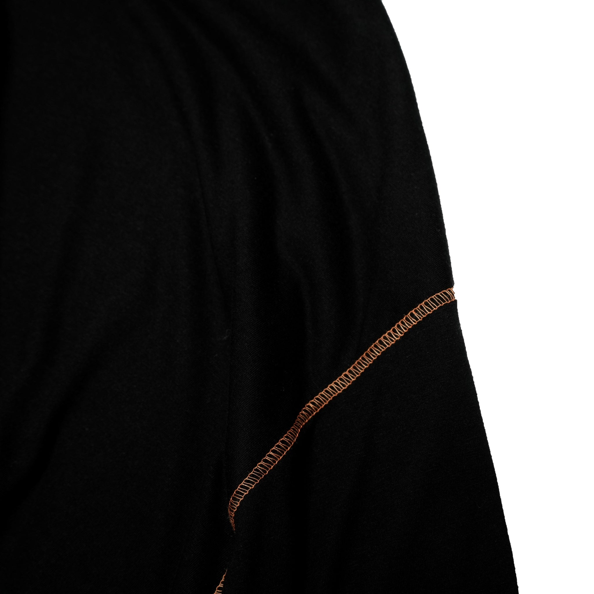 Reversible Color Stitch s/s Tee – Black × Apricot | EFFECTEN
