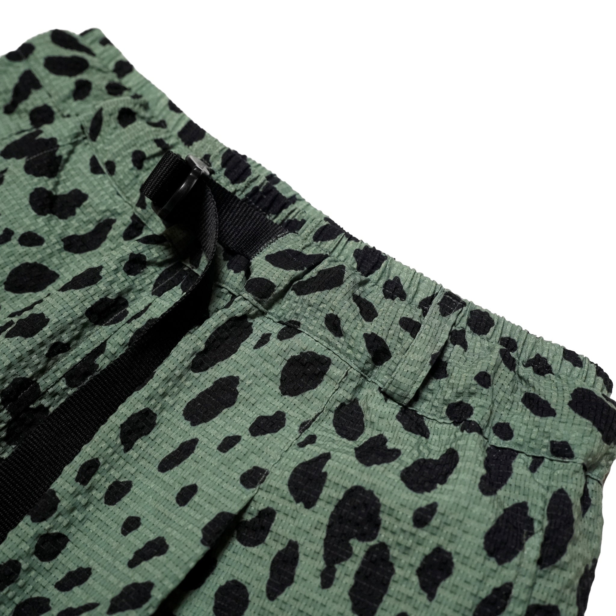 G62302_GN | LEOPARD LONG WIDE SUMMER SHORTS-GN | COlor:Green【GORT_ゴート】